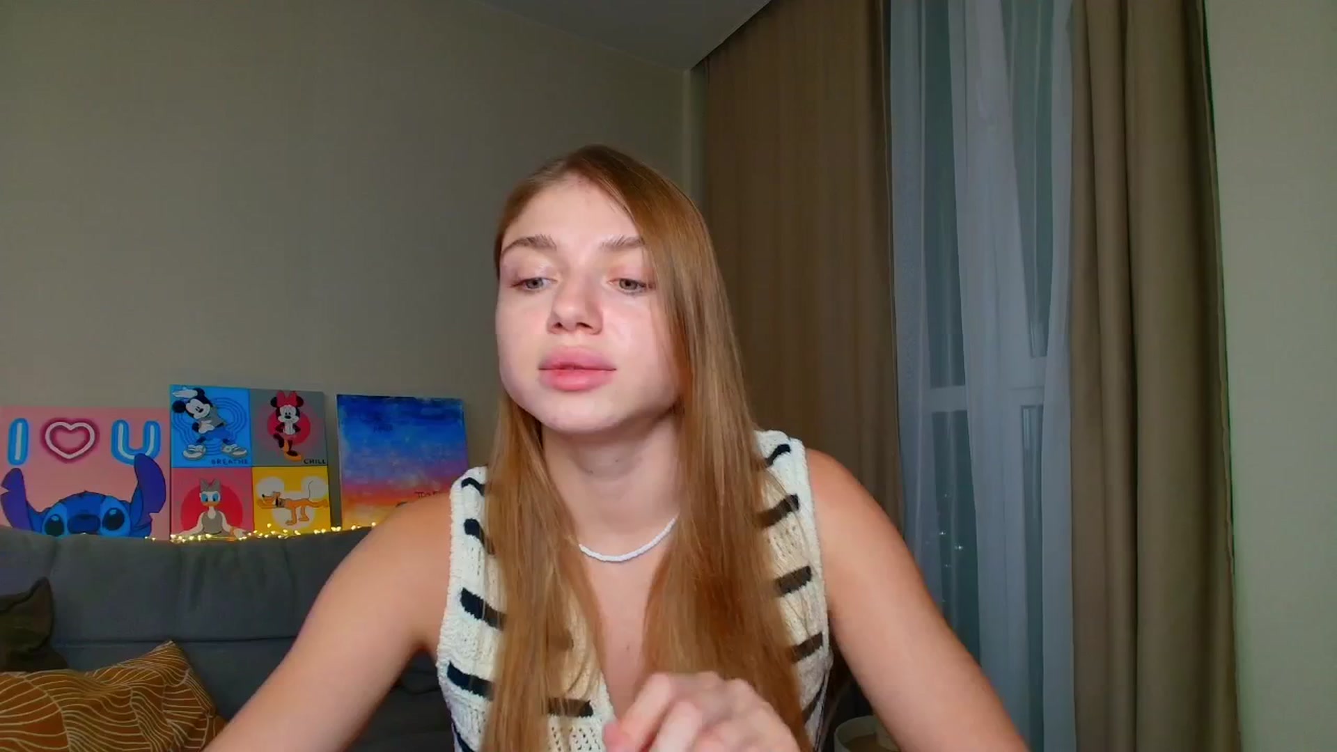 Gallery image thumbnail from Make_my_Luck's myfreecams stream on, 08/31/2025, 17:11 image 10 of 20