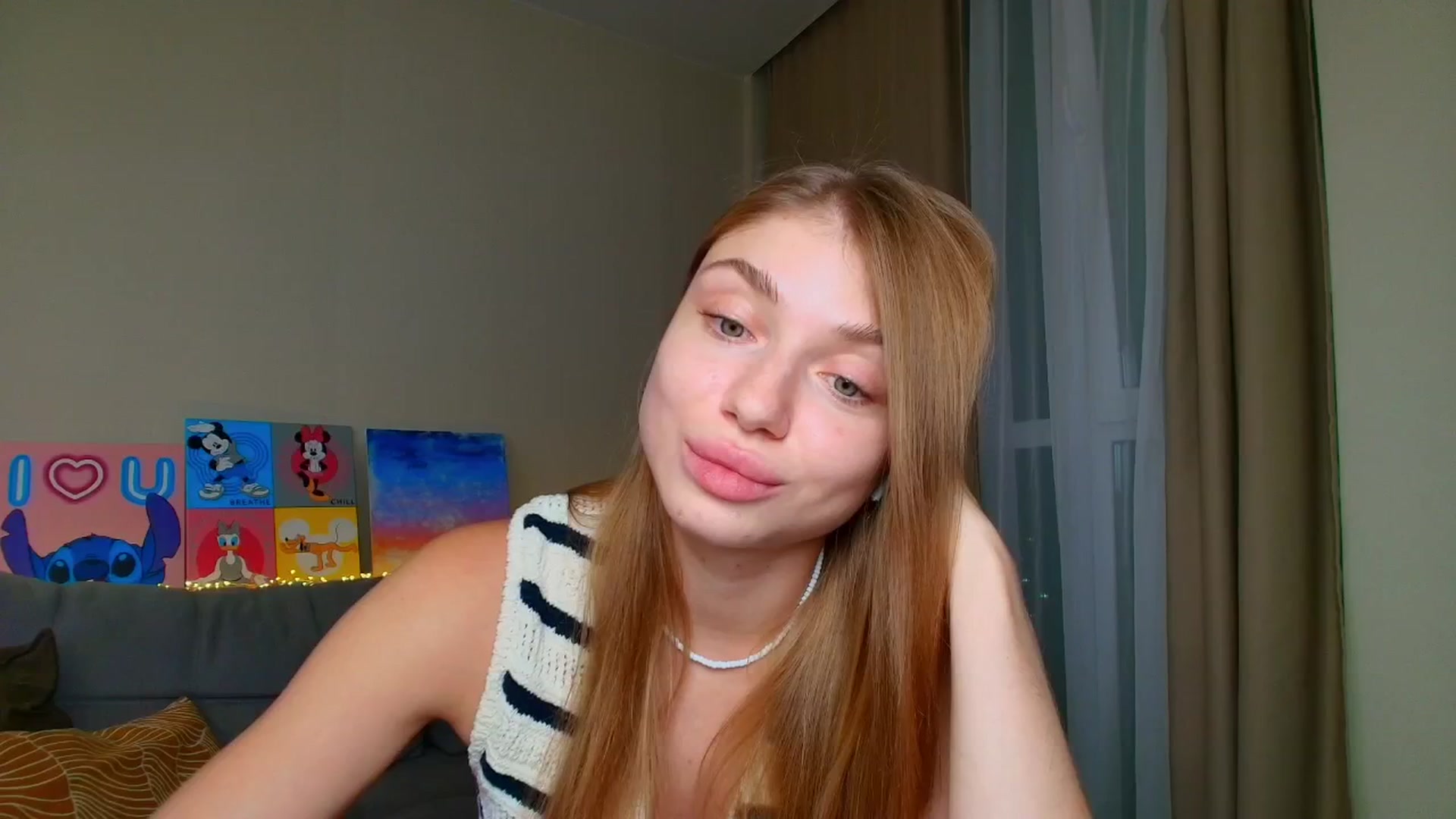 Gallery image thumbnail from Make_my_Luck's myfreecams stream on, 08/31/2025, 17:11 image 4 of 20