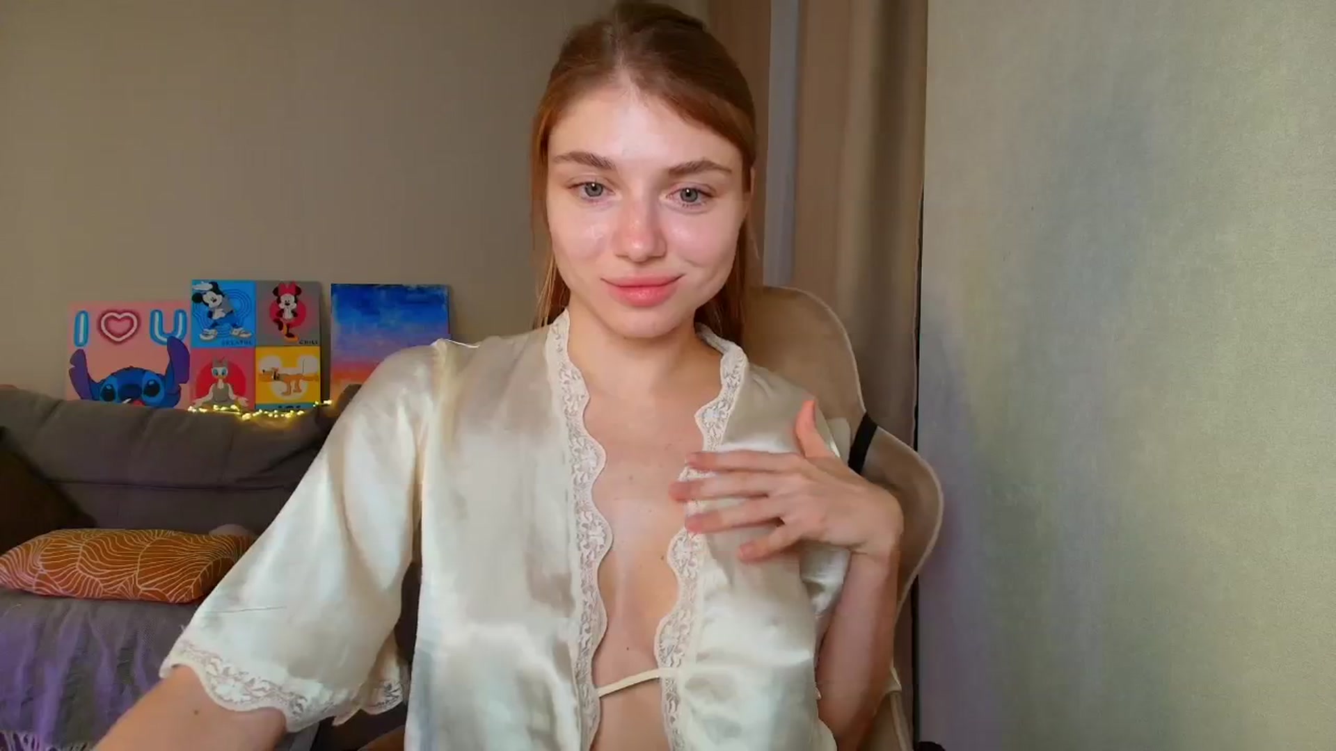 Gallery image thumbnail from Make_my_Luck's myfreecams stream on, 09/16/2025, 18:33 image 15 of 20