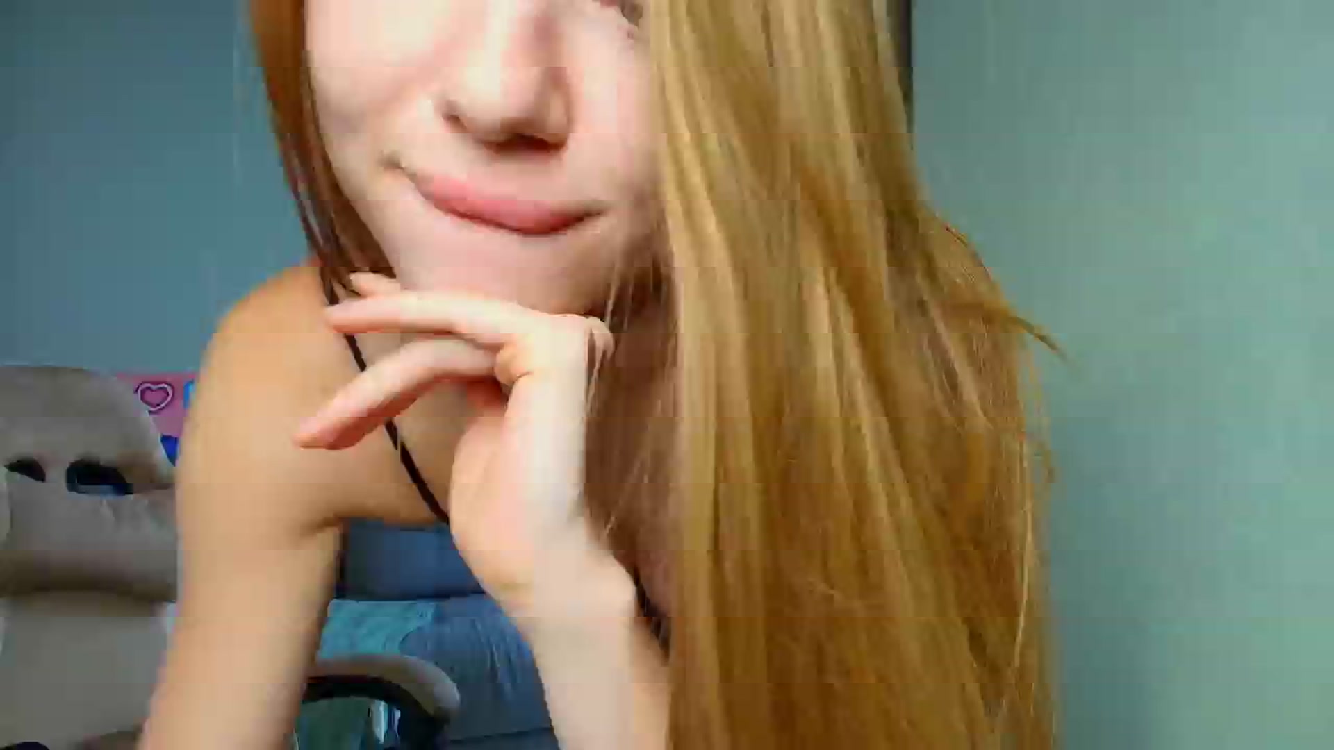 Gallery image thumbnail from Make_my_Luck's myfreecams stream on, 09/19/2025, 10:45 image 16 of 20
