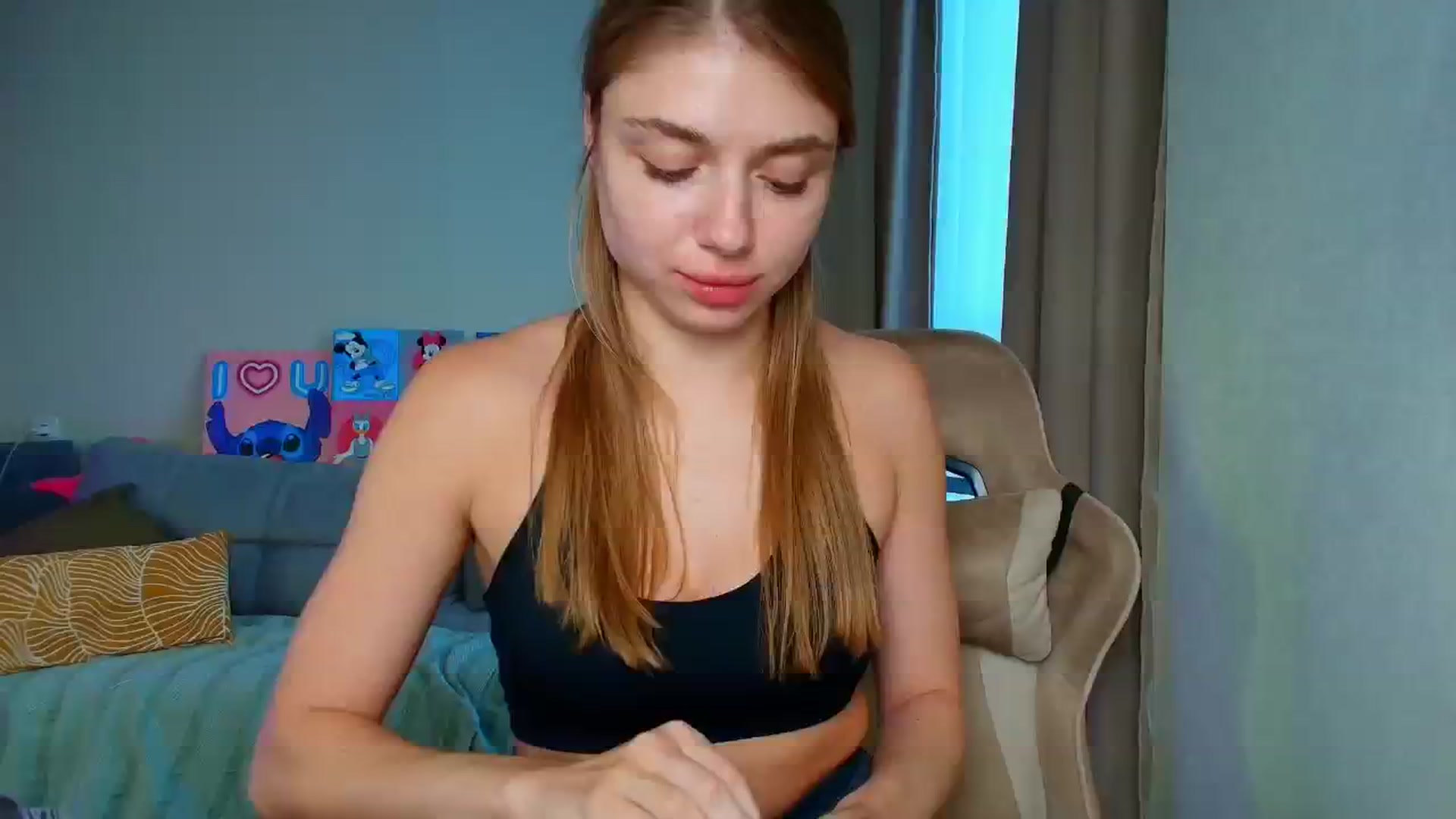 Gallery image thumbnail from Make_my_Luck's myfreecams stream on, 09/20/2025, 14:06 image 5 of 20