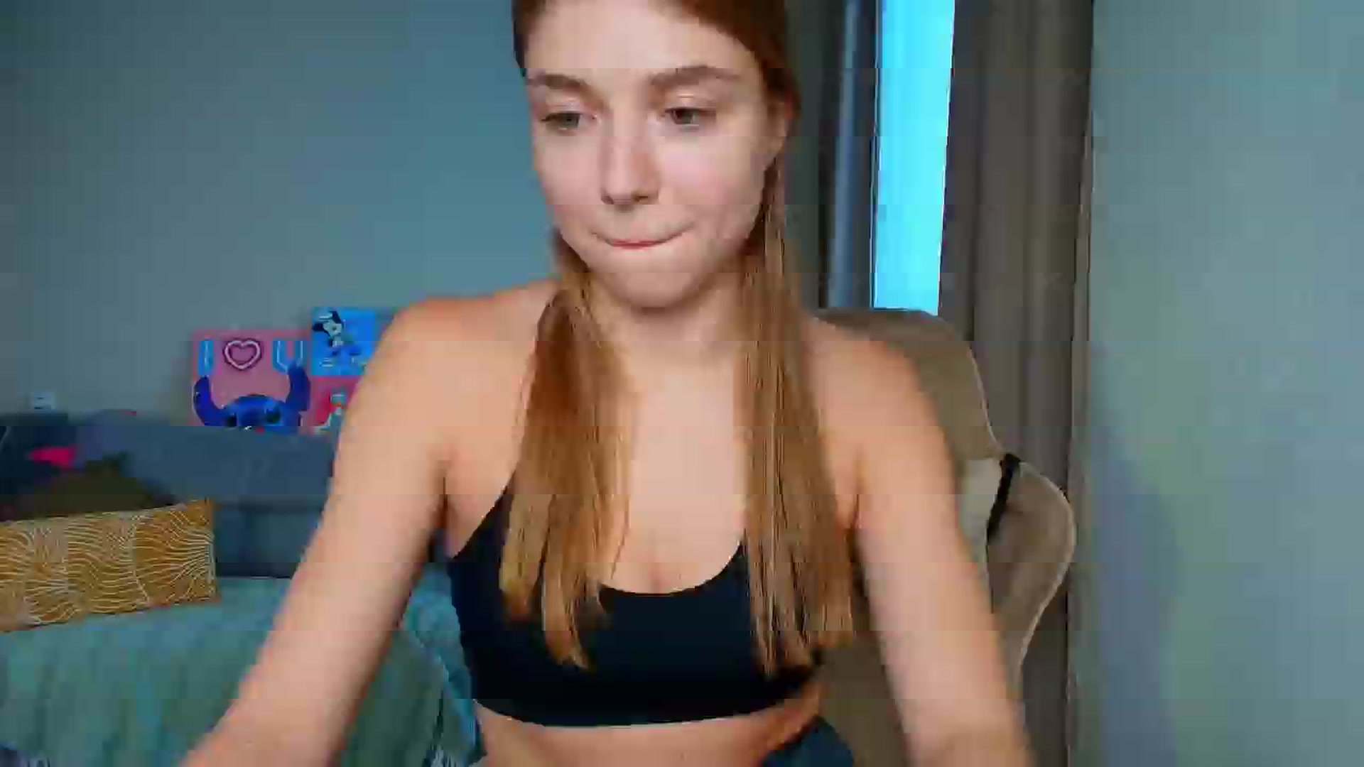 Gallery image thumbnail from Make_my_Luck's myfreecams stream on, 09/20/2025, 14:06 image 4 of 20