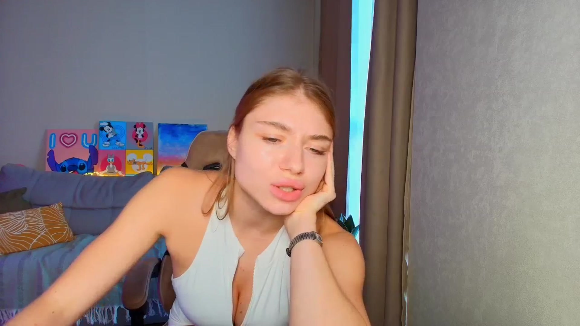 Gallery image thumbnail from Make_my_Luck's myfreecams stream on, 09/26/2025, 13:55 image 6 of 20