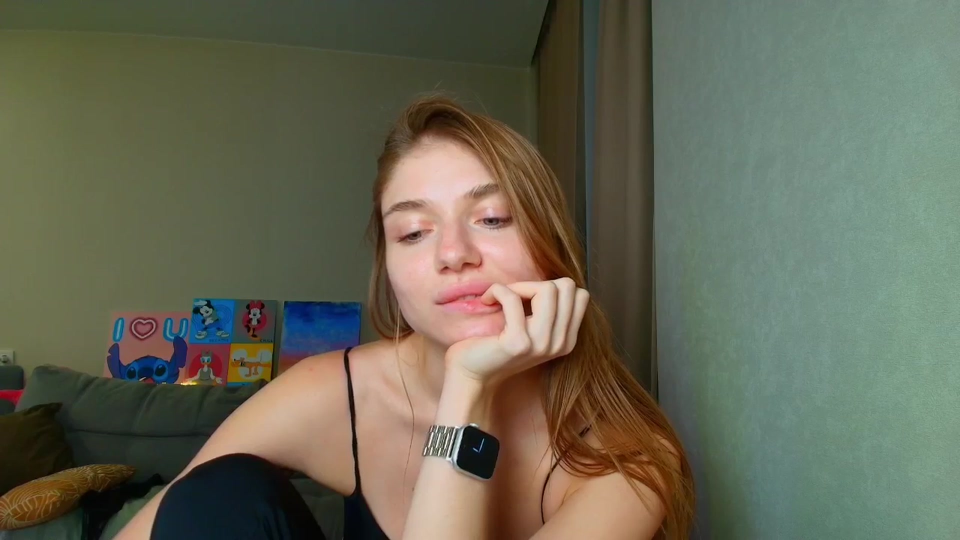 Gallery image thumbnail from Make_my_Luck's myfreecams stream on, 10/02/2025, 20:30 image 4 of 20