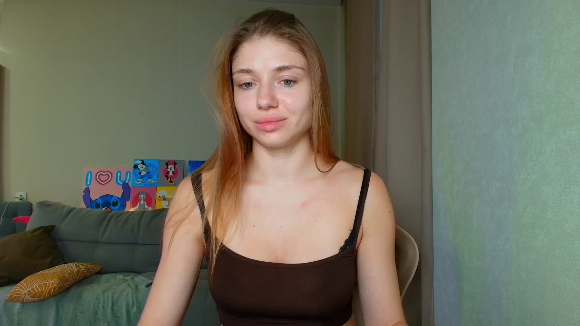 Gallery image thumbnail from Make_my_Luck's myfreecams stream on, 10/08/2025, 15:23 image 13 of 20