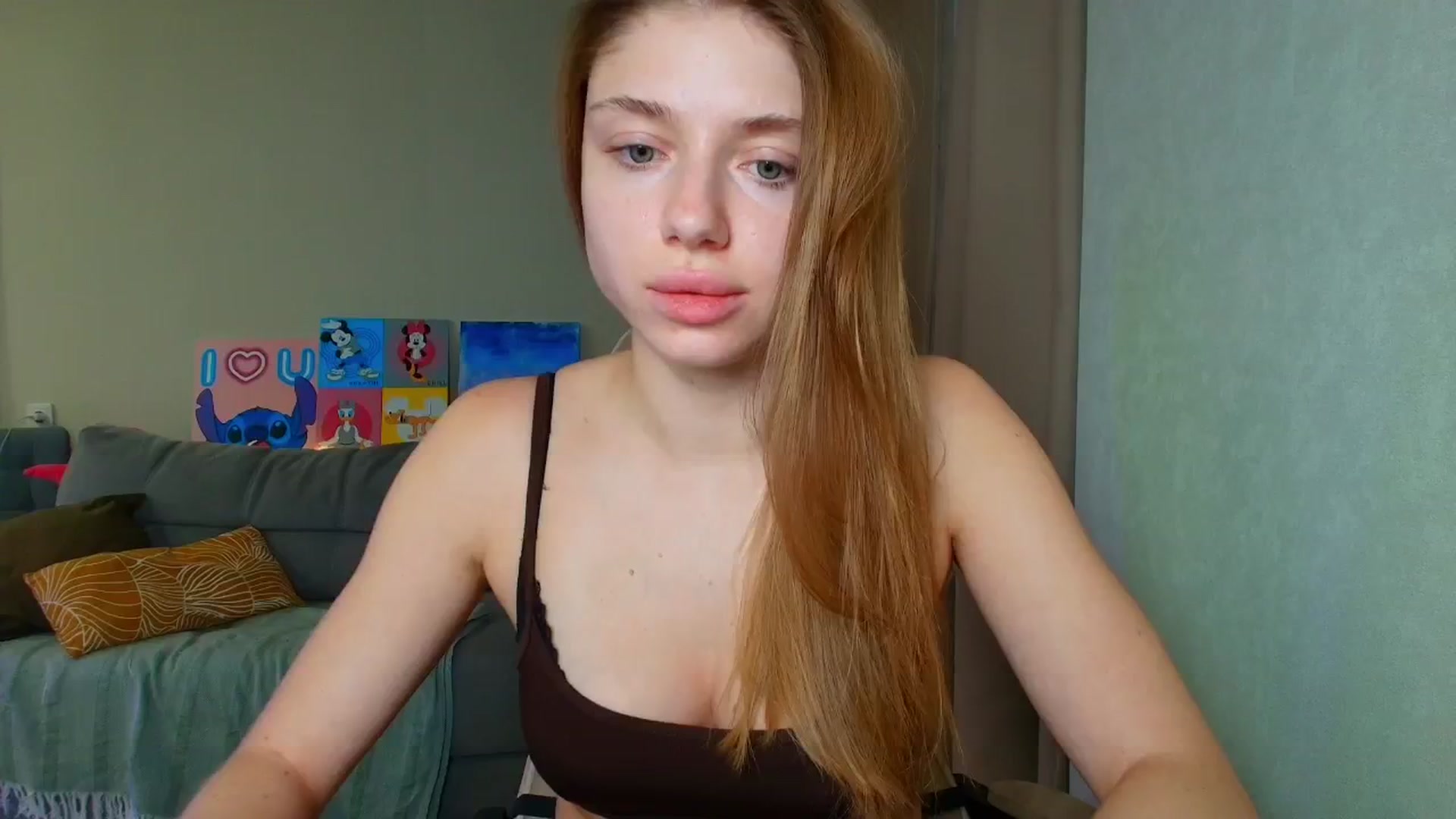 Gallery image thumbnail from Make_my_Luck's myfreecams stream on, 10/08/2025, 15:59 image 10 of 20