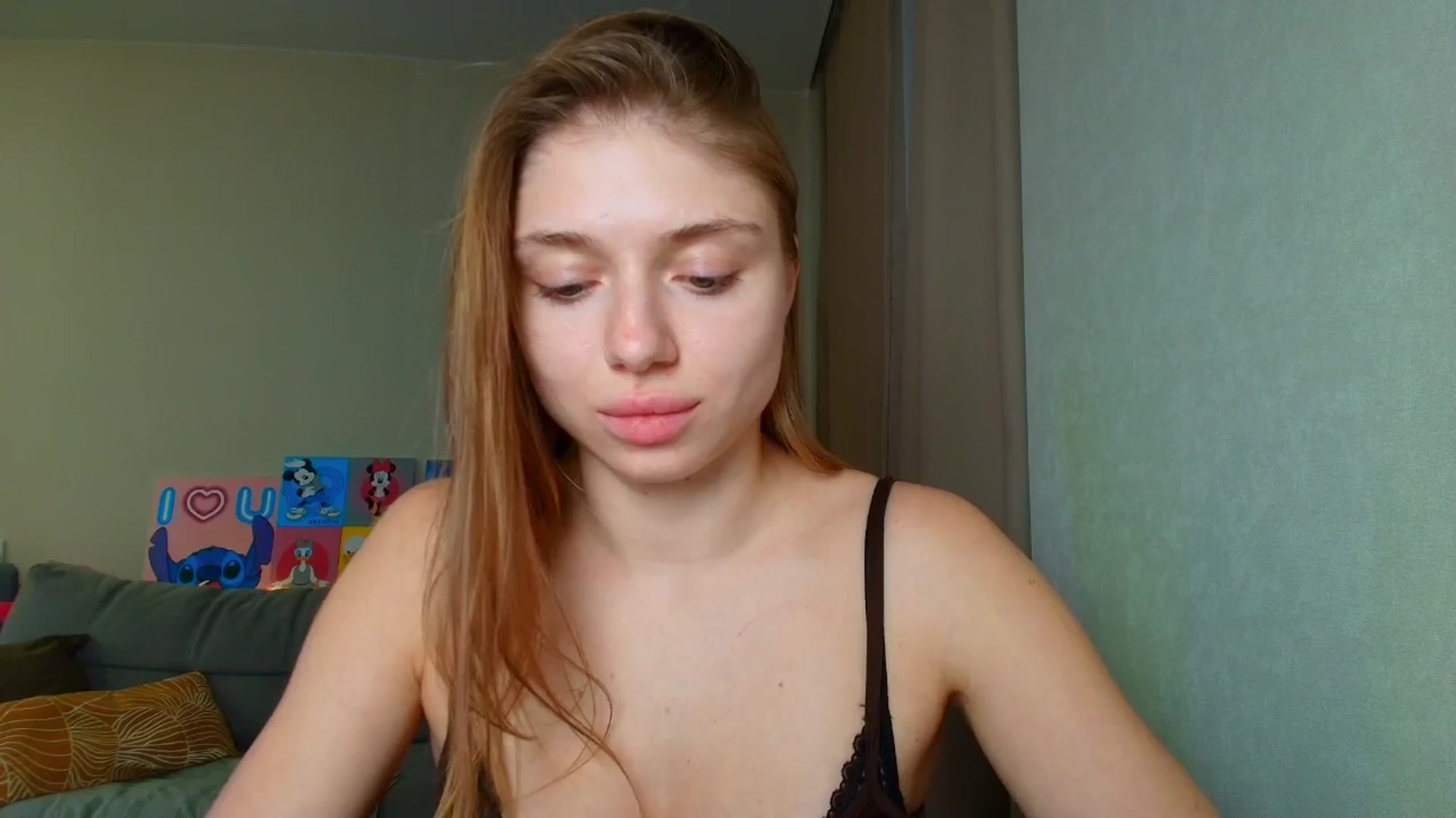 Gallery image thumbnail from Make_my_Luck's myfreecams stream on, 10/08/2025, 17:54 image 12 of 20