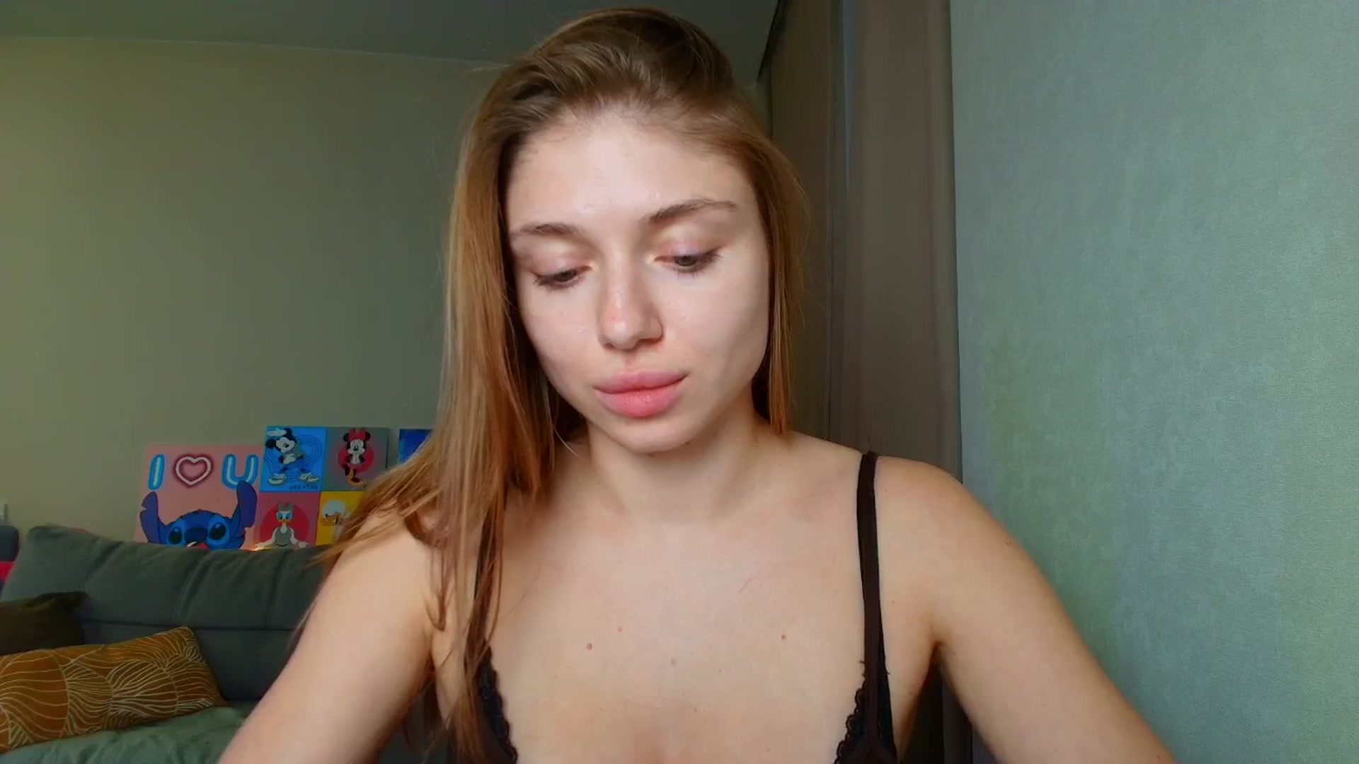 Gallery image thumbnail from Make_my_Luck's myfreecams stream on, 10/08/2025, 17:54 image 3 of 20