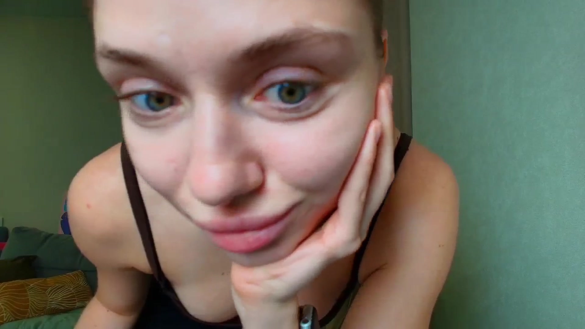 Gallery image thumbnail from Make_my_Luck's myfreecams stream on, 10/08/2025, 17:54 image 19 of 20