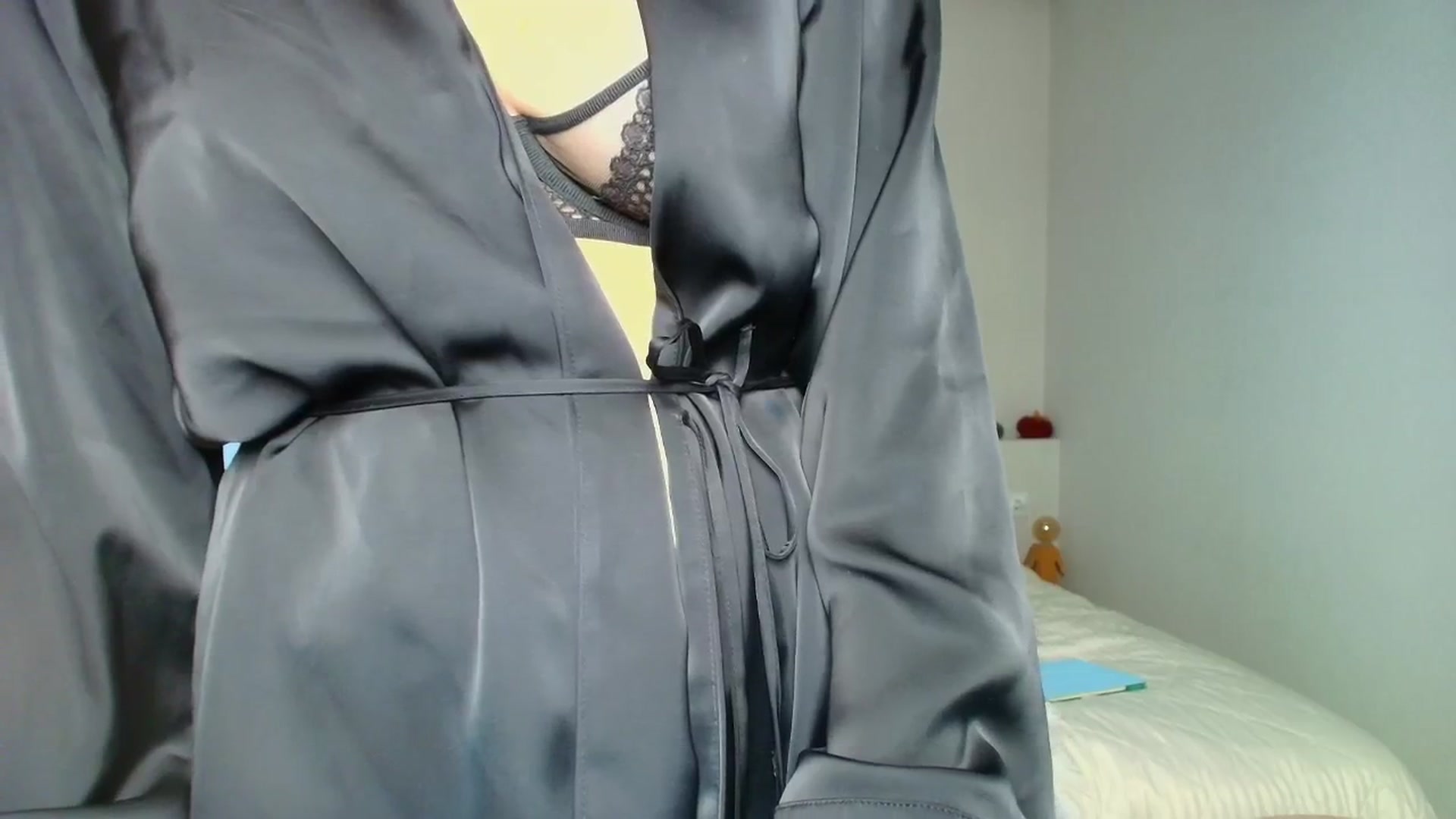 Gallery image thumbnail from Make_my_Luck's myfreecams stream on, 11/13/2025, 12:55 image 14 of 20