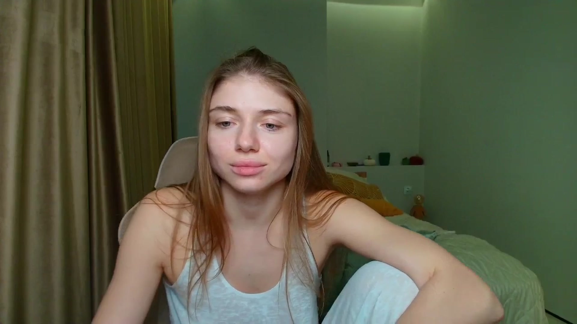 Gallery image thumbnail from Make_my_Luck's myfreecams stream on, 11/19/2025, 17:59 image 13 of 20