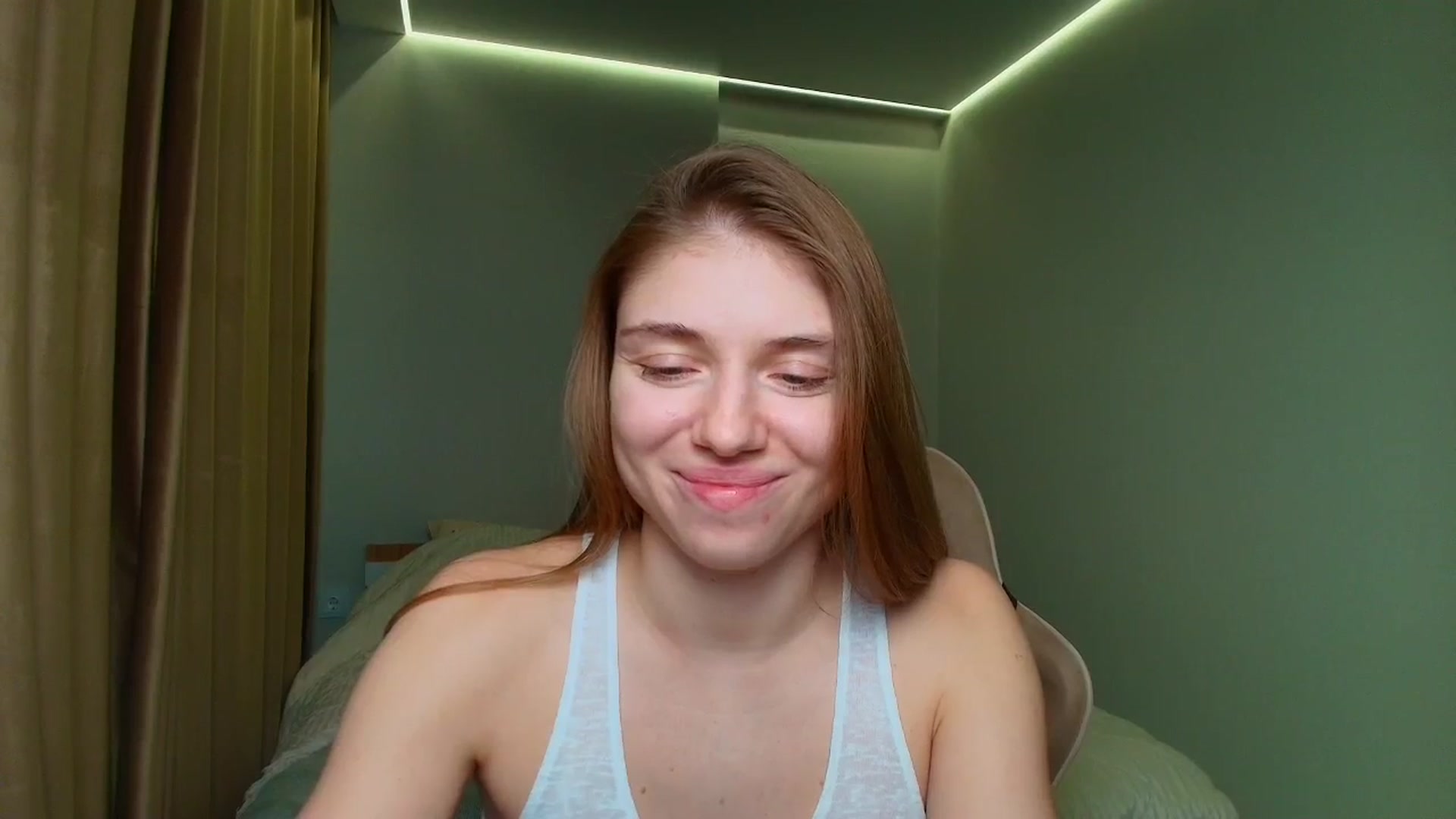 Gallery image thumbnail from Make_my_Luck's myfreecams stream on, 11/19/2025, 18:59 image 11 of 20