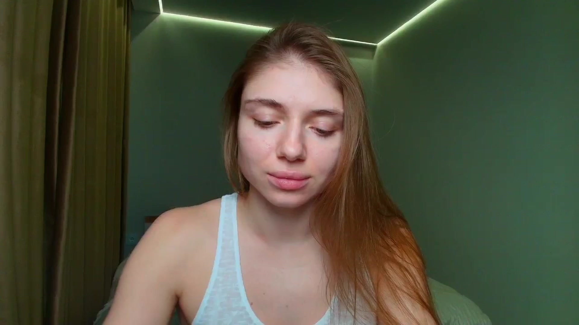 Gallery image thumbnail from Make_my_Luck's myfreecams stream on, 11/19/2025, 18:59 image 9 of 20