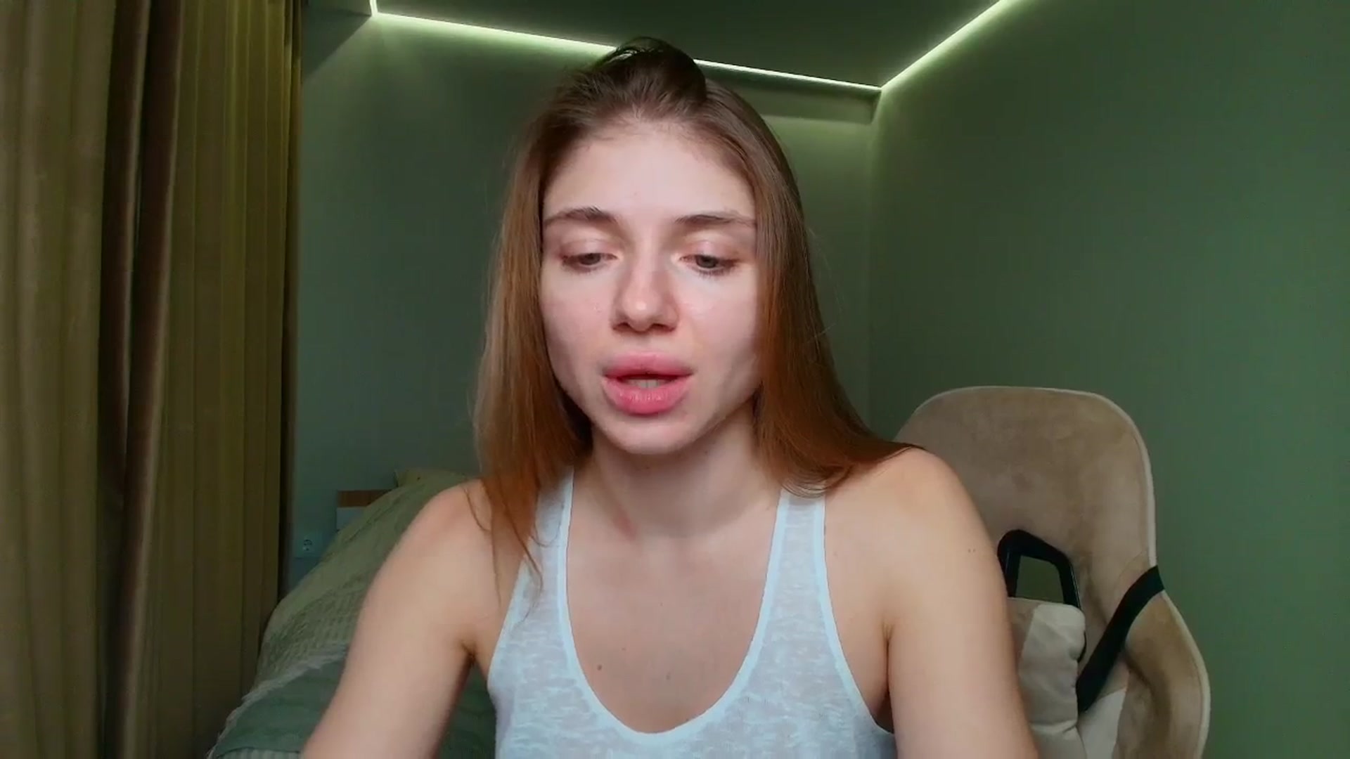 Gallery image thumbnail from Make_my_Luck's myfreecams stream on, 11/19/2025, 18:59 image 2 of 20