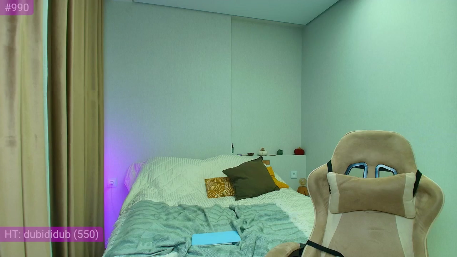 Gallery image thumbnail from Make_my_Luck's myfreecams stream on, 11/30/2025, 20:35 image 12 of 20