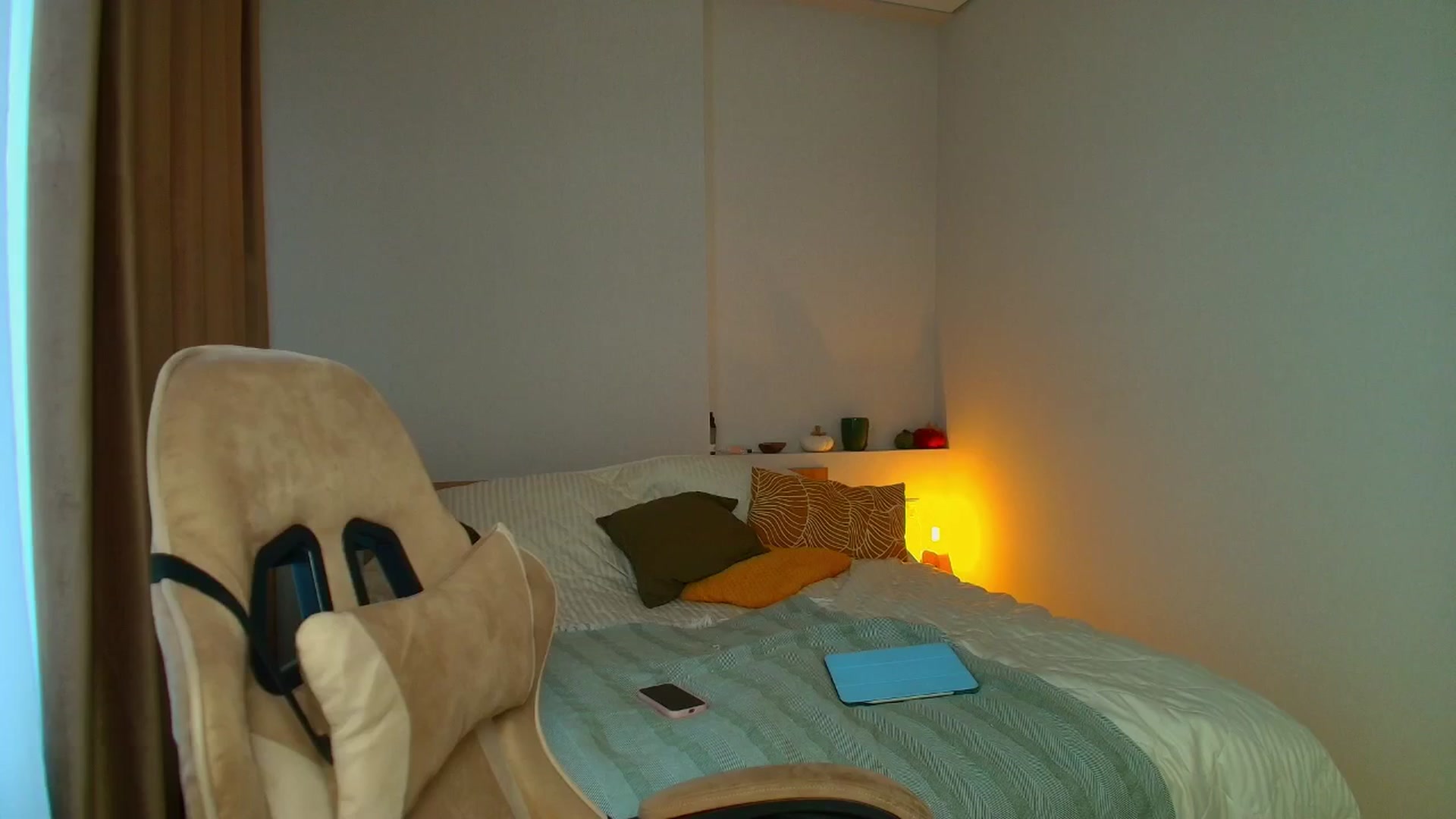 Gallery image thumbnail from Make_my_Luck's myfreecams stream on, 12/21/2025, 11:07 image 2 of 20