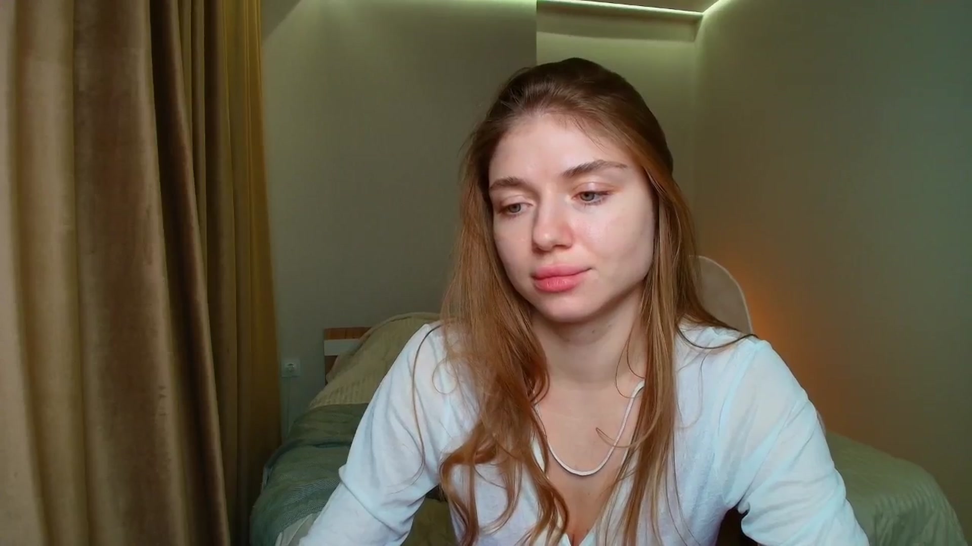 Gallery image thumbnail from Make_my_Luck's myfreecams stream on, 12/27/2025, 16:19 image 12 of 20