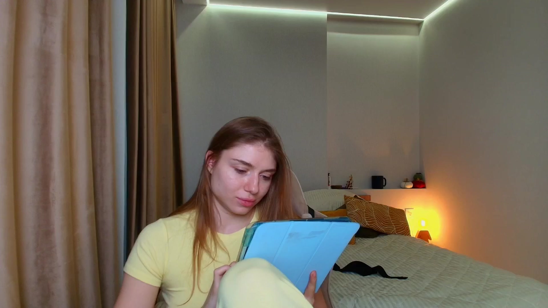 Gallery image thumbnail from Make_my_Luck's myfreecams stream on, 01/12/2026, 17:09 image 12 of 20