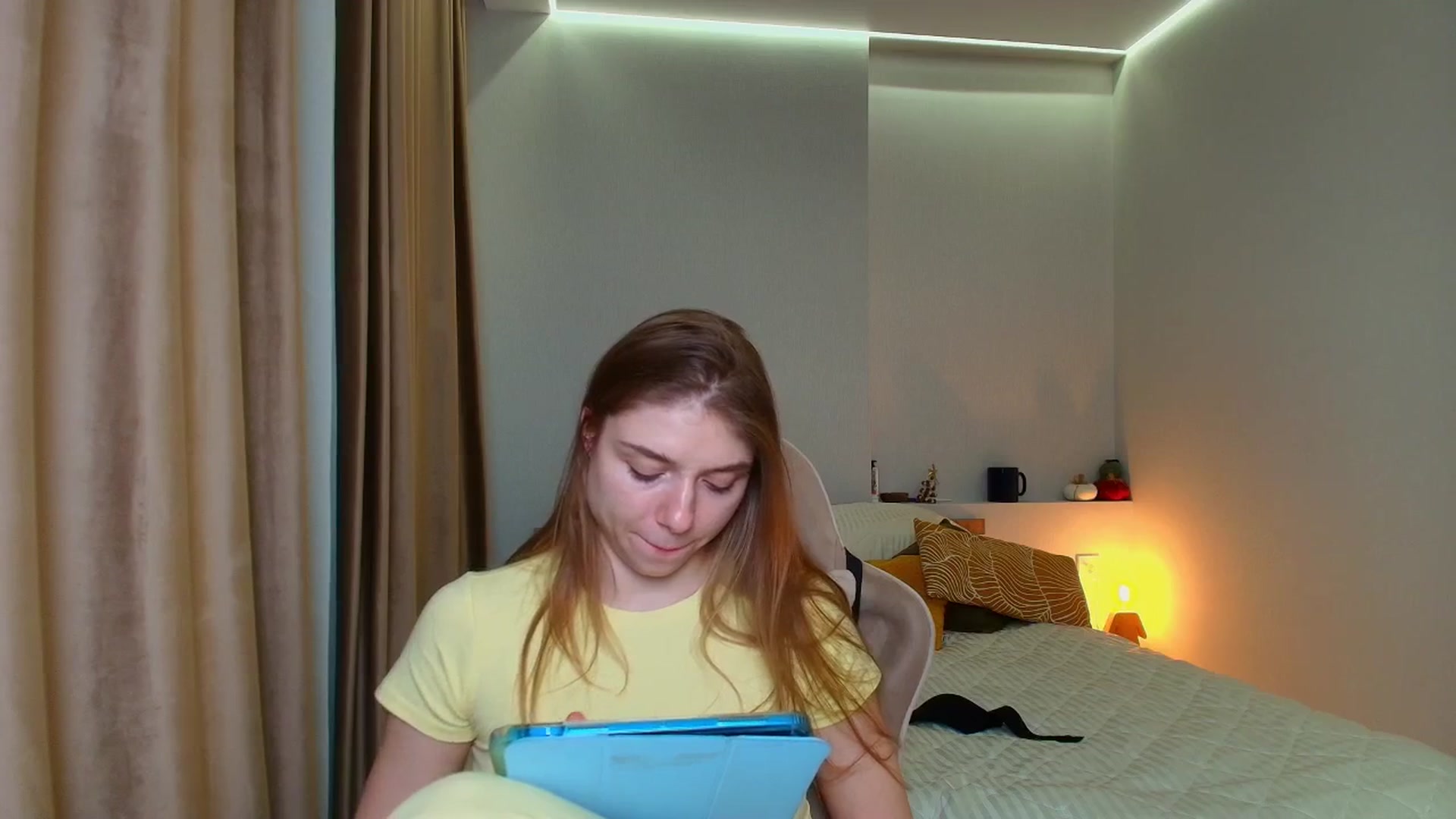 Gallery image thumbnail from Make_my_Luck's myfreecams stream on, 01/12/2026, 17:09 image 11 of 20