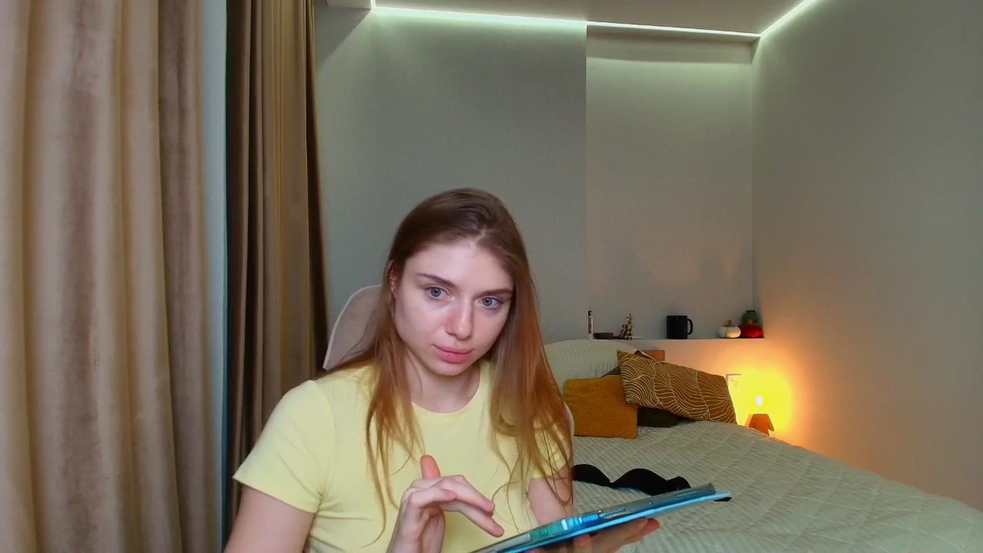 Gallery image thumbnail from Make_my_Luck's myfreecams stream on, 01/12/2026, 17:09 image 10 of 20