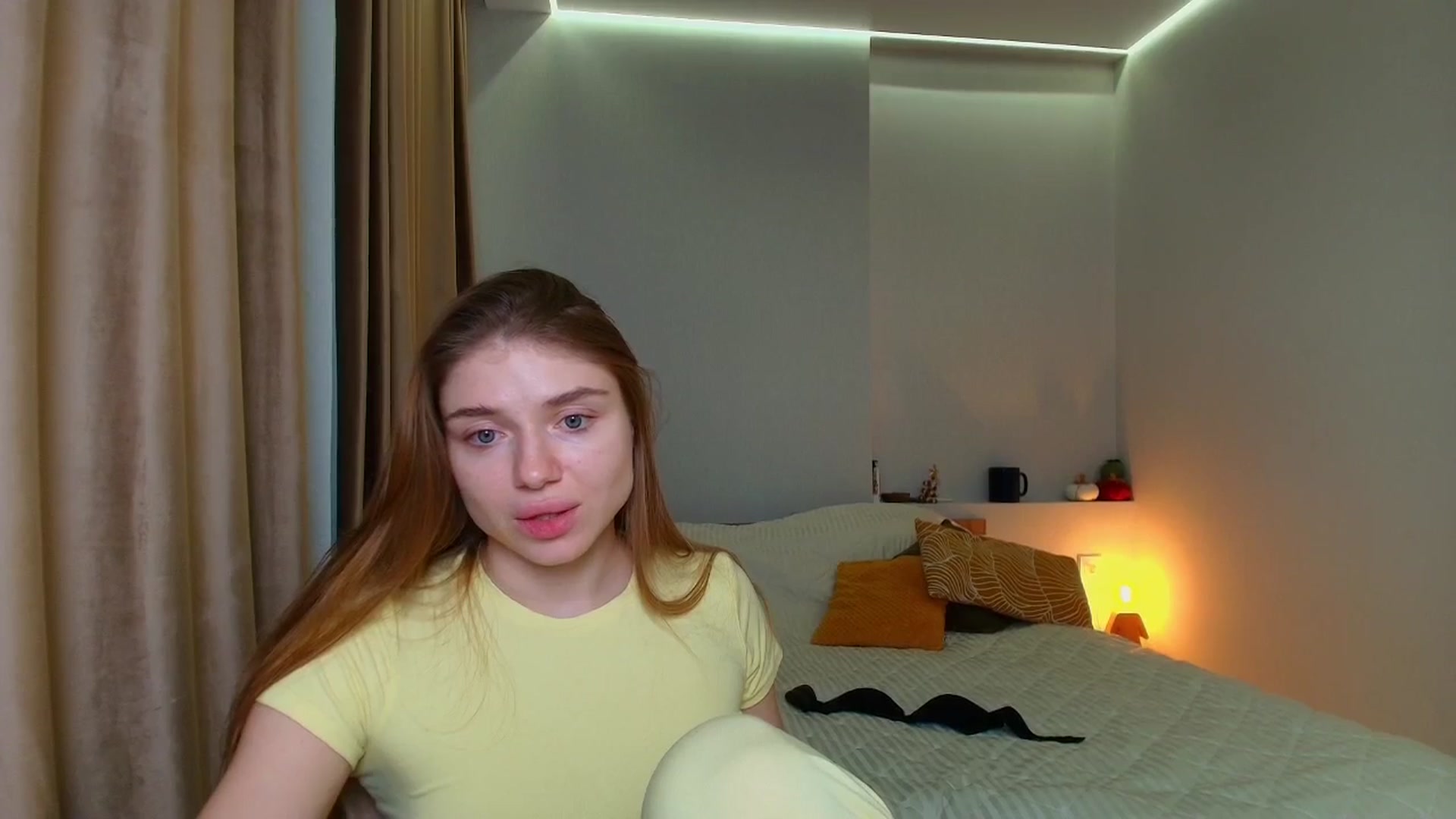 Gallery image thumbnail from Make_my_Luck's myfreecams stream on, 01/12/2026, 17:09 image 7 of 20