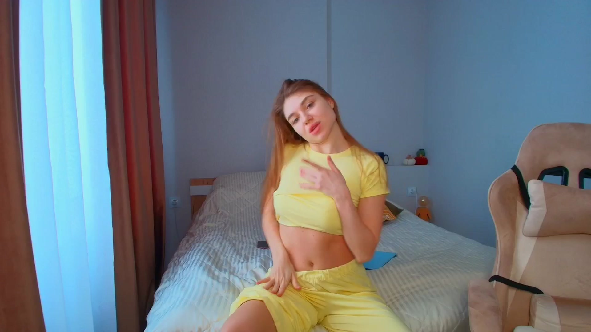 Gallery image thumbnail from Make_my_Luck's myfreecams stream on, 01/14/2026, 08:29 image 3 of 20