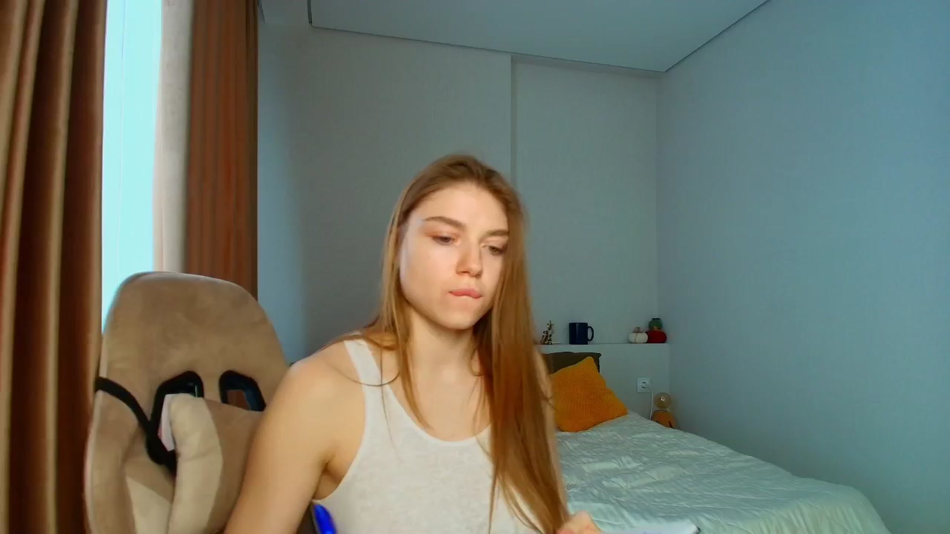 Gallery image thumbnail from Make_my_Luck's myfreecams stream on, 01/15/2026, 10:20 image 20 of 20
