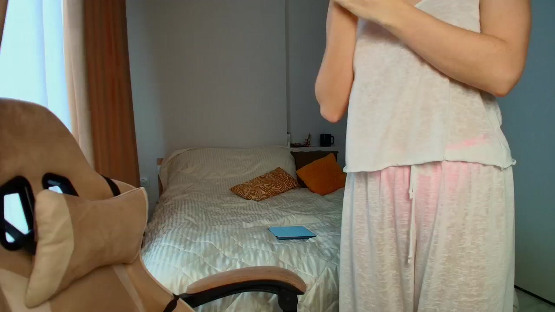 Gallery image thumbnail from Make_my_Luck's myfreecams stream on, 01/15/2026, 10:20 image 1 of 20
