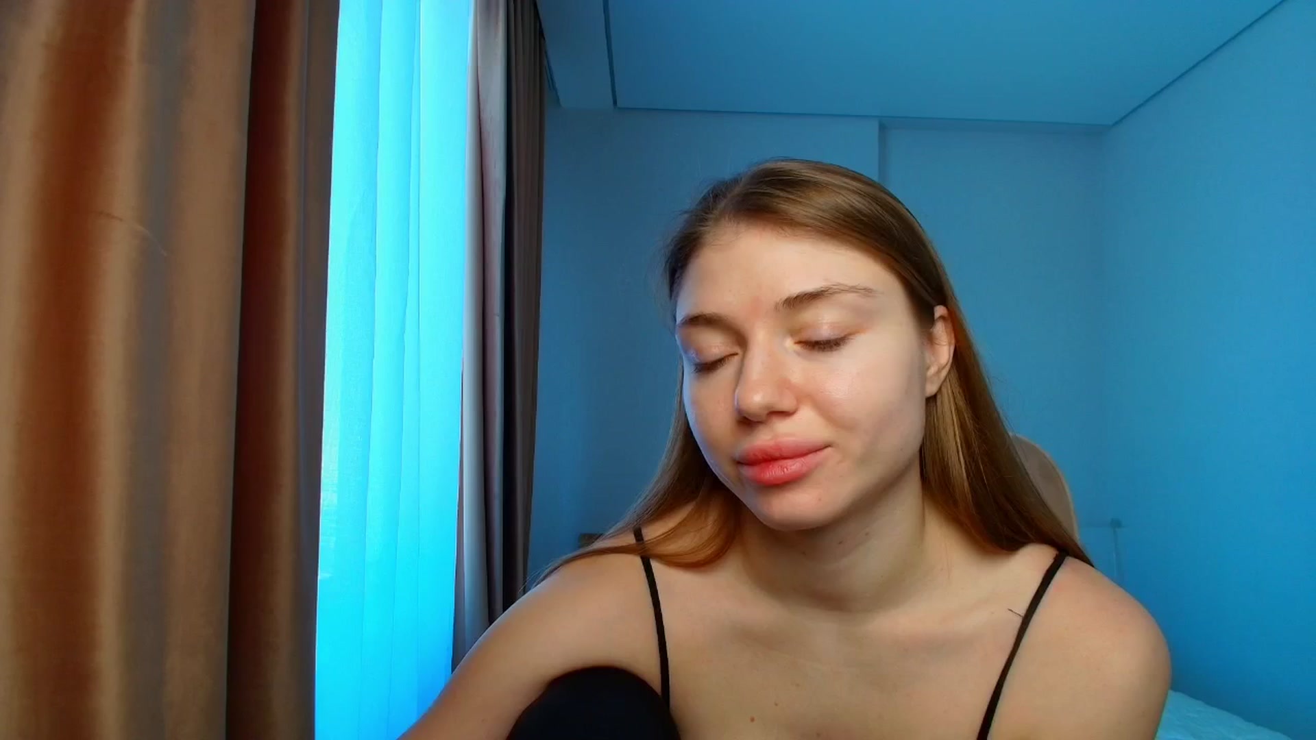 Gallery image thumbnail from Make_my_Luck's myfreecams stream on, 01/25/2026, 10:37 image 15 of 20