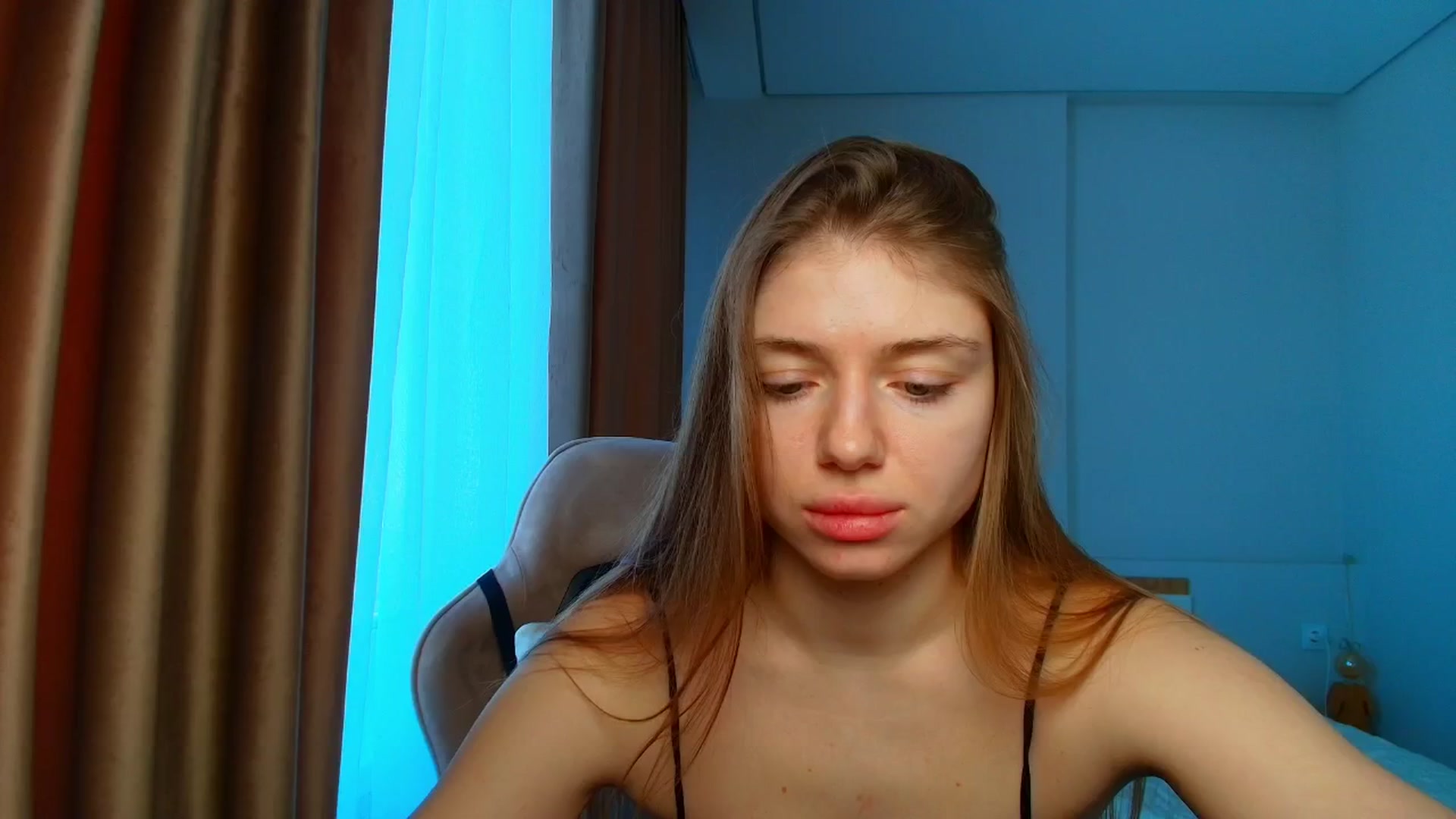 Gallery image thumbnail from Make_my_Luck's myfreecams stream on, 01/25/2026, 10:37 image 4 of 20