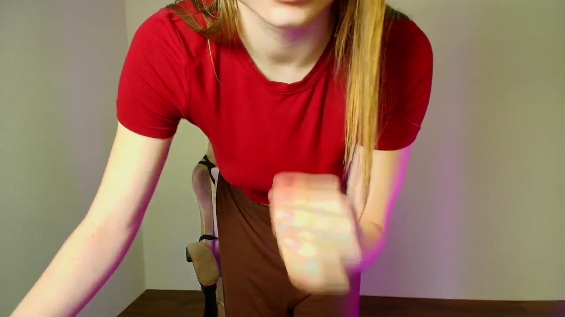 Gallery image thumbnail from Make_my_Luck's myfreecams stream on, 02/04/2026, 18:29 image 14 of 20