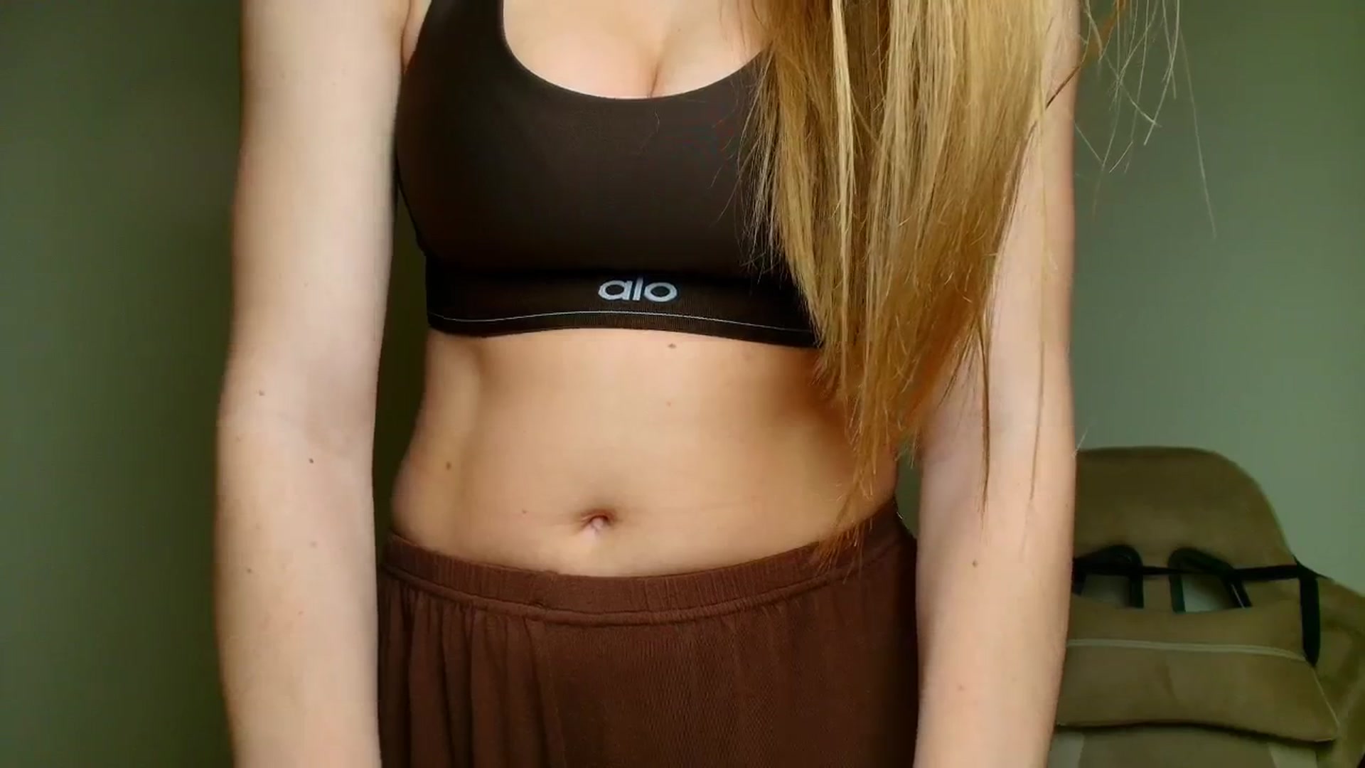 Gallery image thumbnail from Make_my_Luck's myfreecams stream on, 03/21/2026, 20:00 image 14 of 20