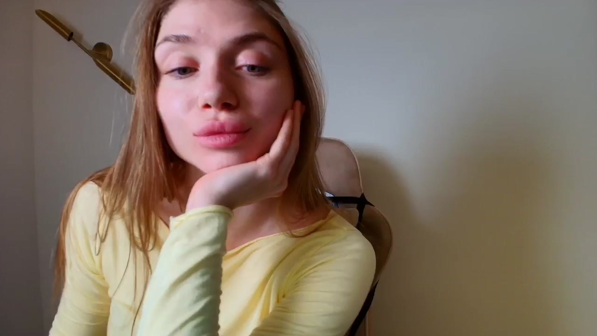 Gallery image thumbnail from Make_my_Luck's myfreecams stream on, 03/25/2026, 18:26 image 10 of 20