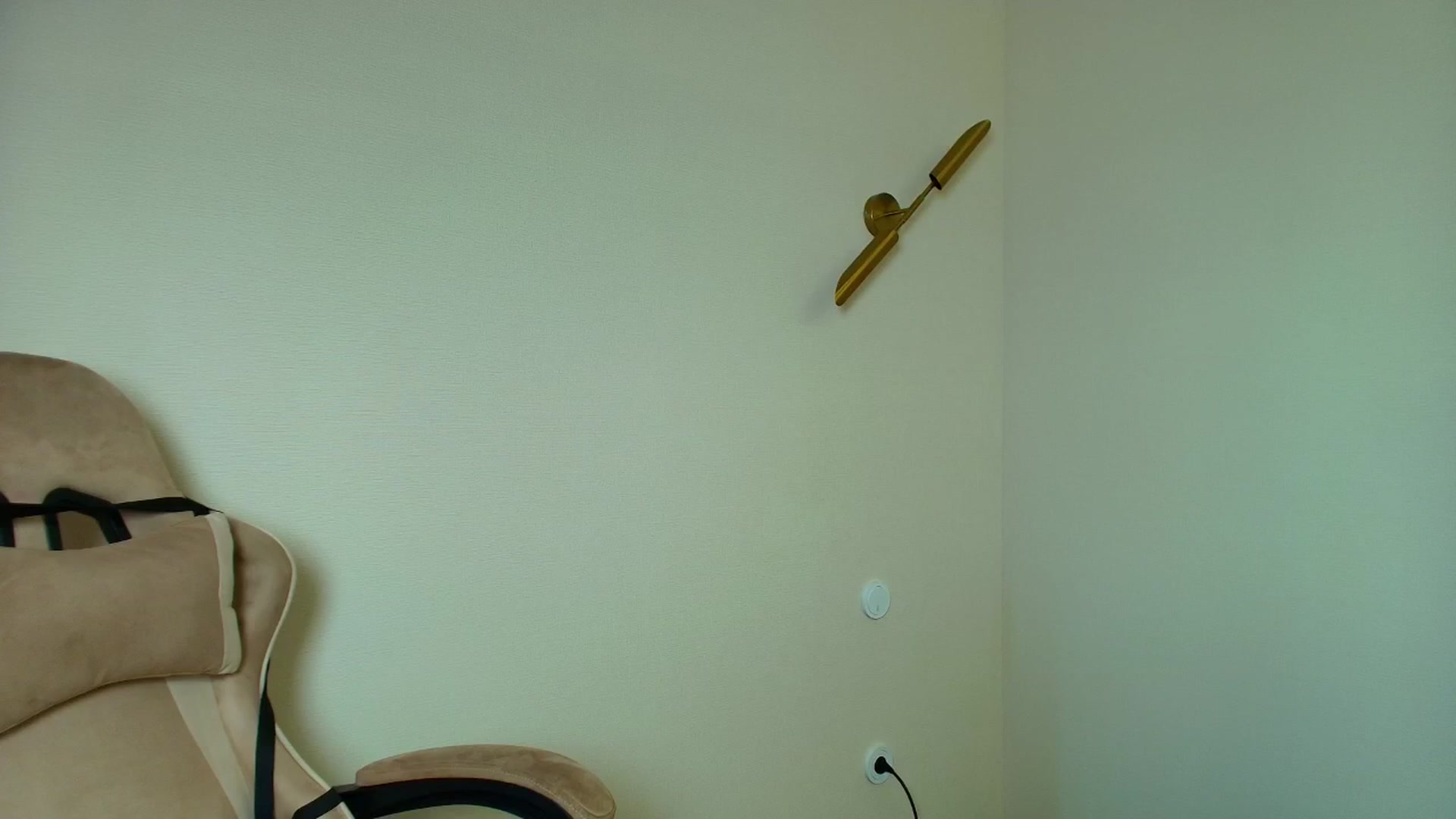 Gallery image thumbnail from Make_my_Luck's myfreecams stream on, 03/29/2026, 11:41 image 5 of 20