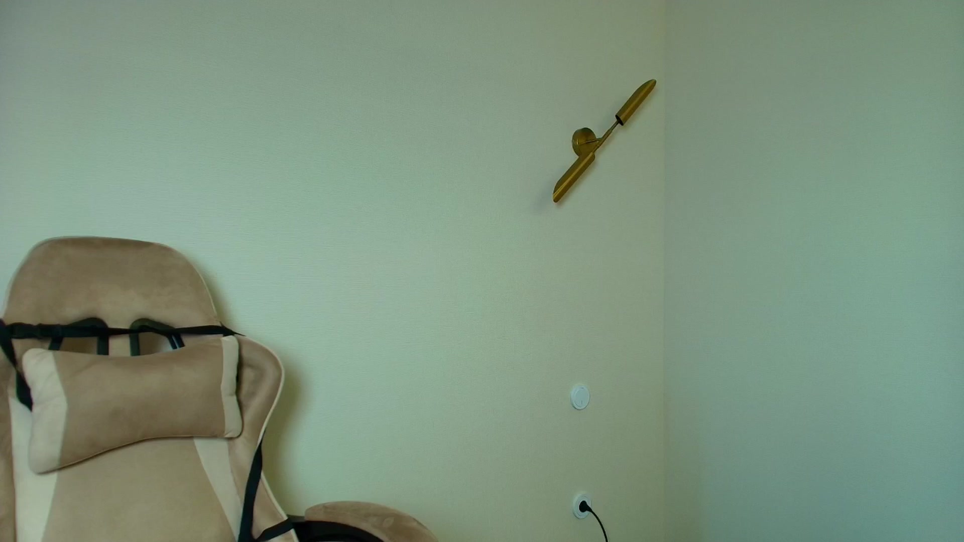 Gallery image thumbnail from Make_my_Luck's myfreecams stream on, 03/29/2026, 11:41 image 8 of 20