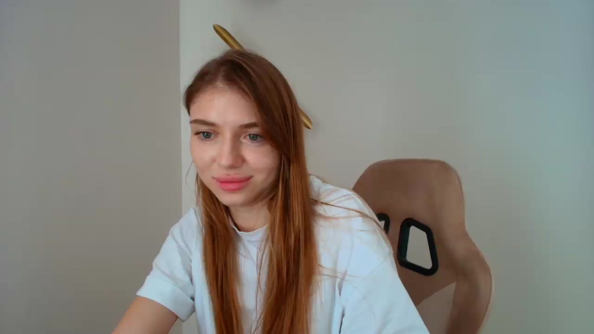 Gallery image thumbnail from Make_my_Luck's myfreecams stream on, 05/31/2026, 08:33 image 17 of 20