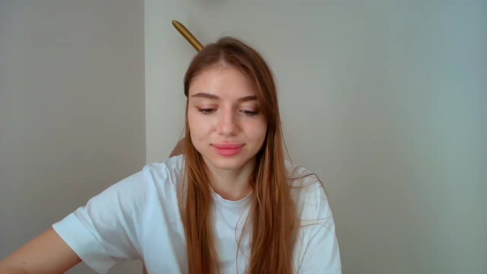Gallery image thumbnail from Make_my_Luck's myfreecams stream on, 05/31/2026, 08:33 image 16 of 20
