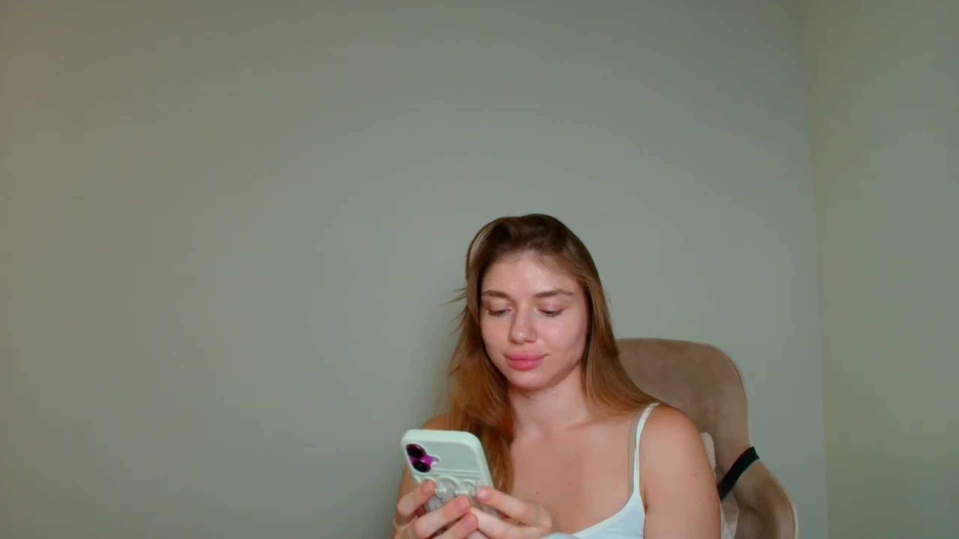 Gallery image thumbnail from Make_my_Luck's myfreecams stream on, 06/29/2026, 17:46 image 10 of 20
