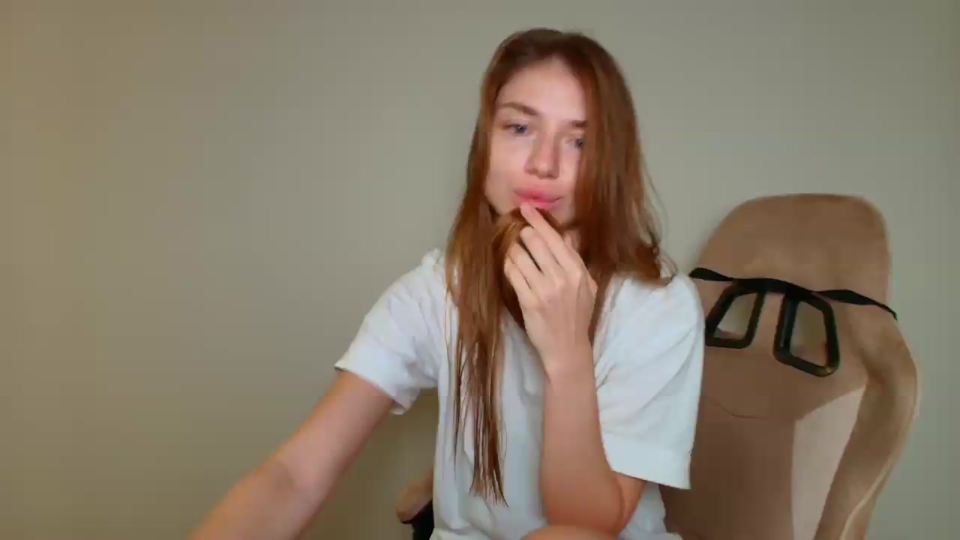 Gallery image thumbnail from Make_my_Luck's myfreecams stream on, 07/30/2026, 07:21 image 4 of 20