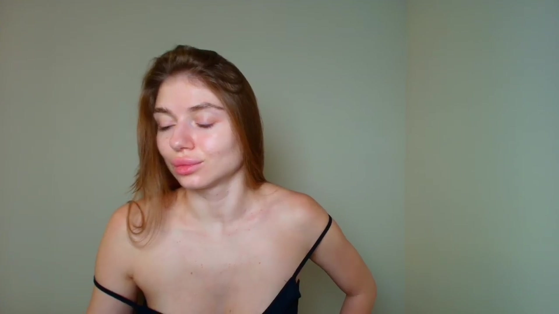 Gallery image thumbnail from Make_my_Luck's myfreecams stream on, 08/18/2026, 07:45 image 11 of 20
