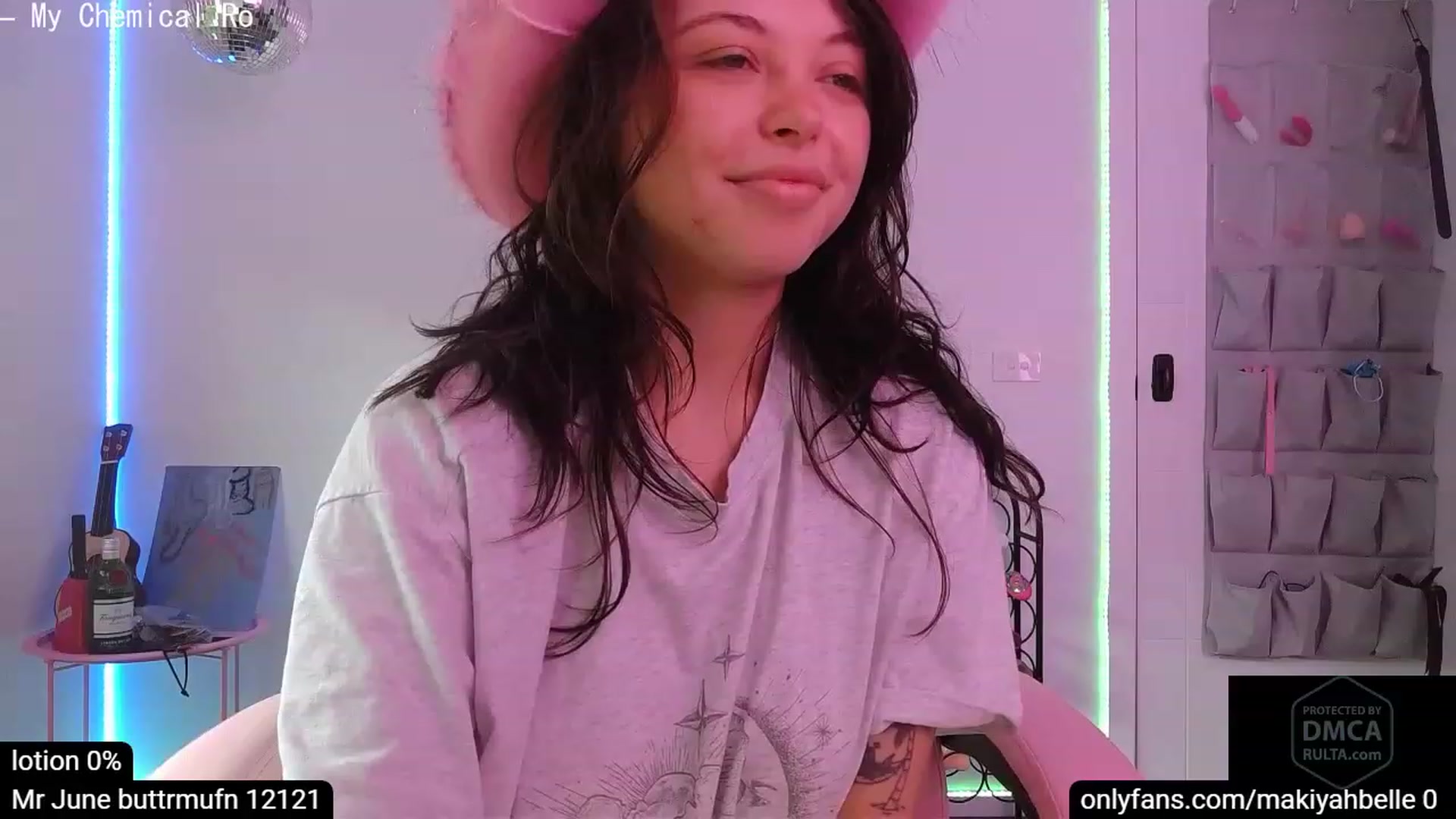 Gallery image thumbnail from MakiyahBelle's myfreecams stream on, 06/12/2023, 24:31 image 18 of 20