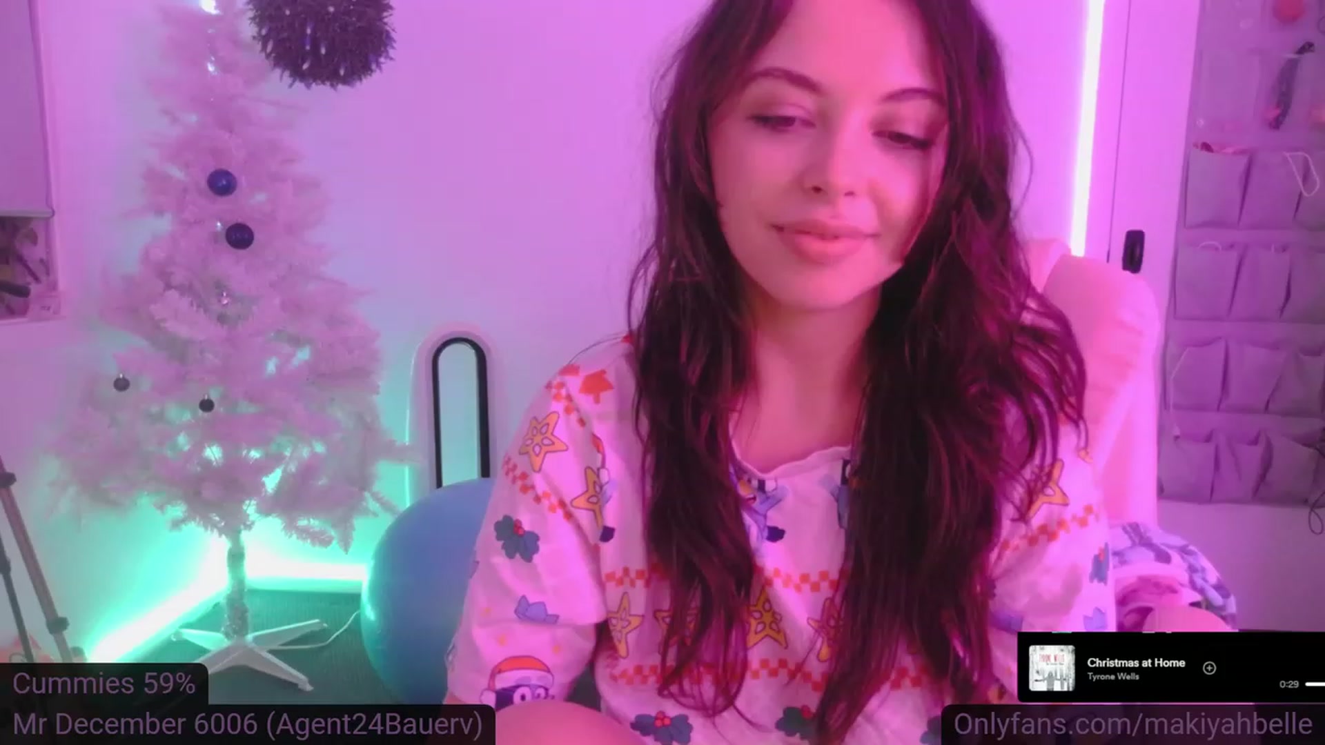 Gallery image thumbnail from MakiyahBelle's myfreecams stream on, 12/23/2023, 13:33 image 11 of 20