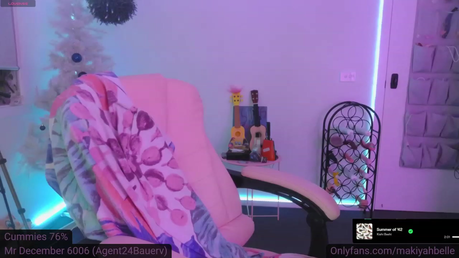 Gallery image thumbnail from MakiyahBelle's myfreecams stream on, 12/26/2023, 11:28 image 2 of 20