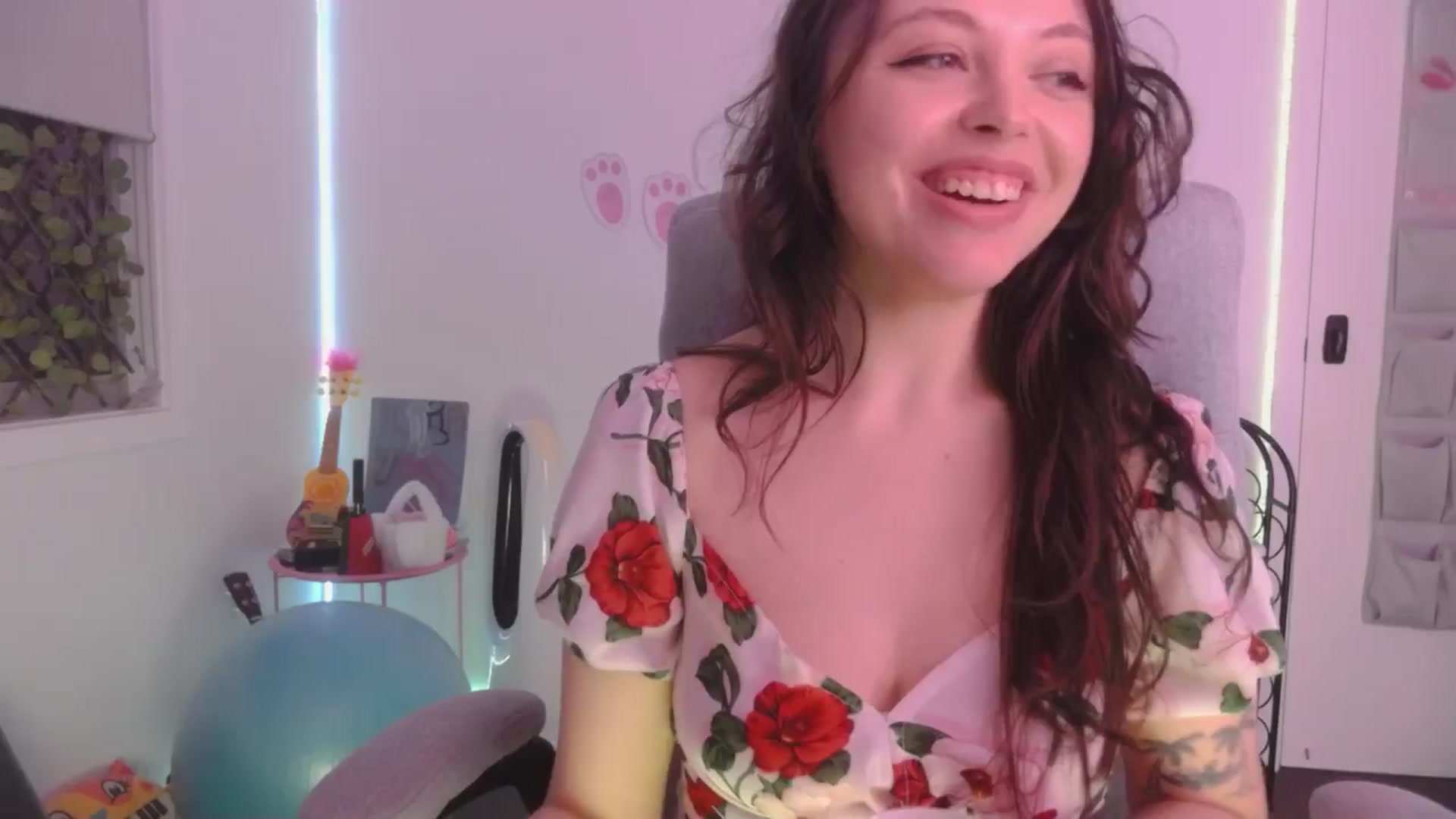 Gallery image thumbnail from MakiyahBelle's myfreecams stream on, 04/02/2024, 10:51 image 3 of 20