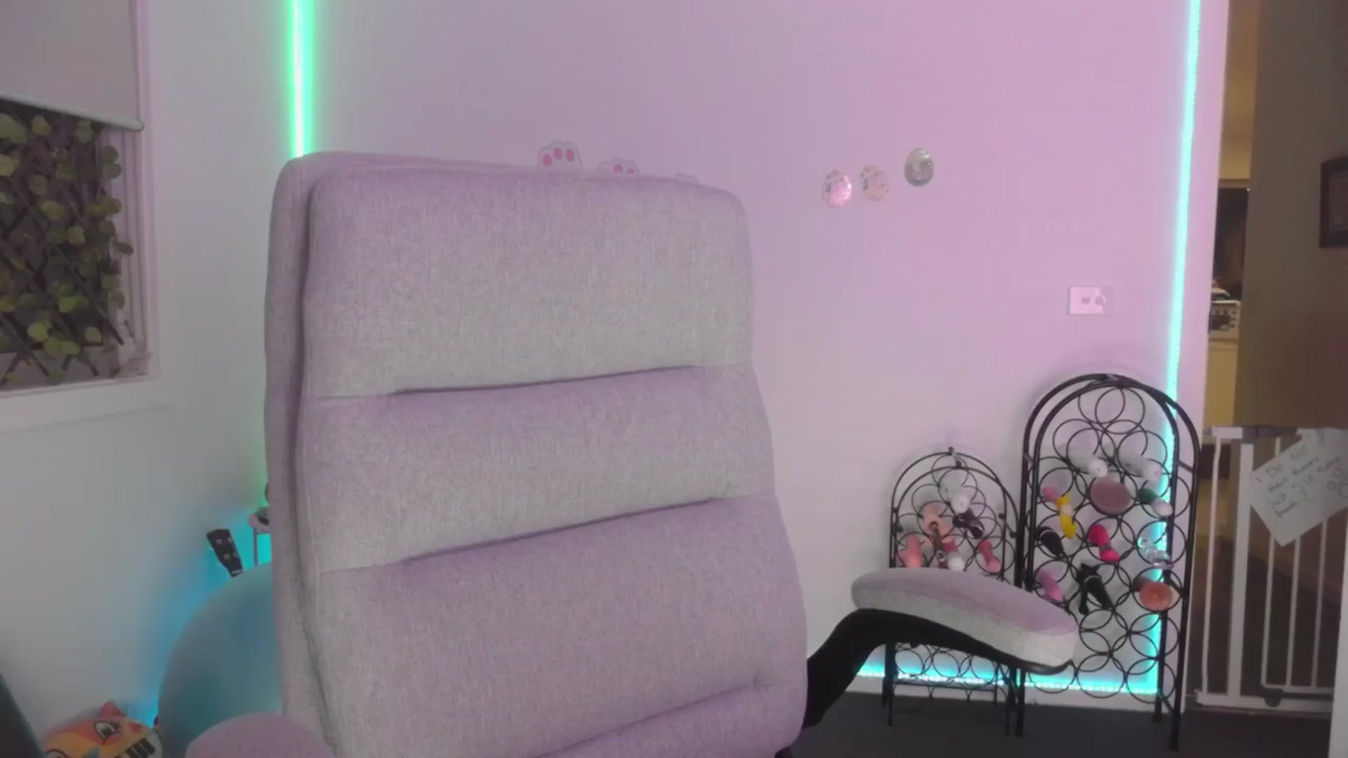 Gallery image thumbnail from MakiyahBelle's myfreecams stream on, 04/02/2024, 10:51 image 10 of 20