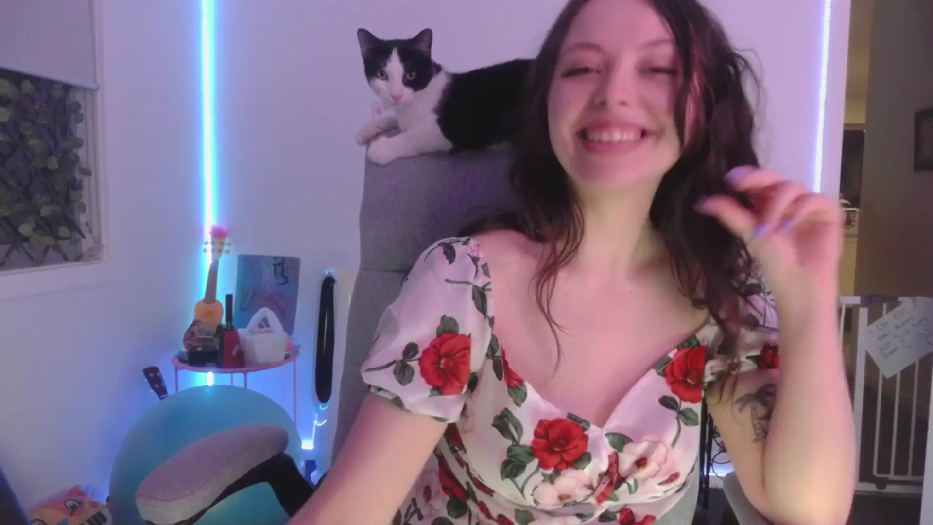 Gallery image thumbnail from MakiyahBelle's myfreecams stream on, 04/02/2024, 10:51 image 9 of 20