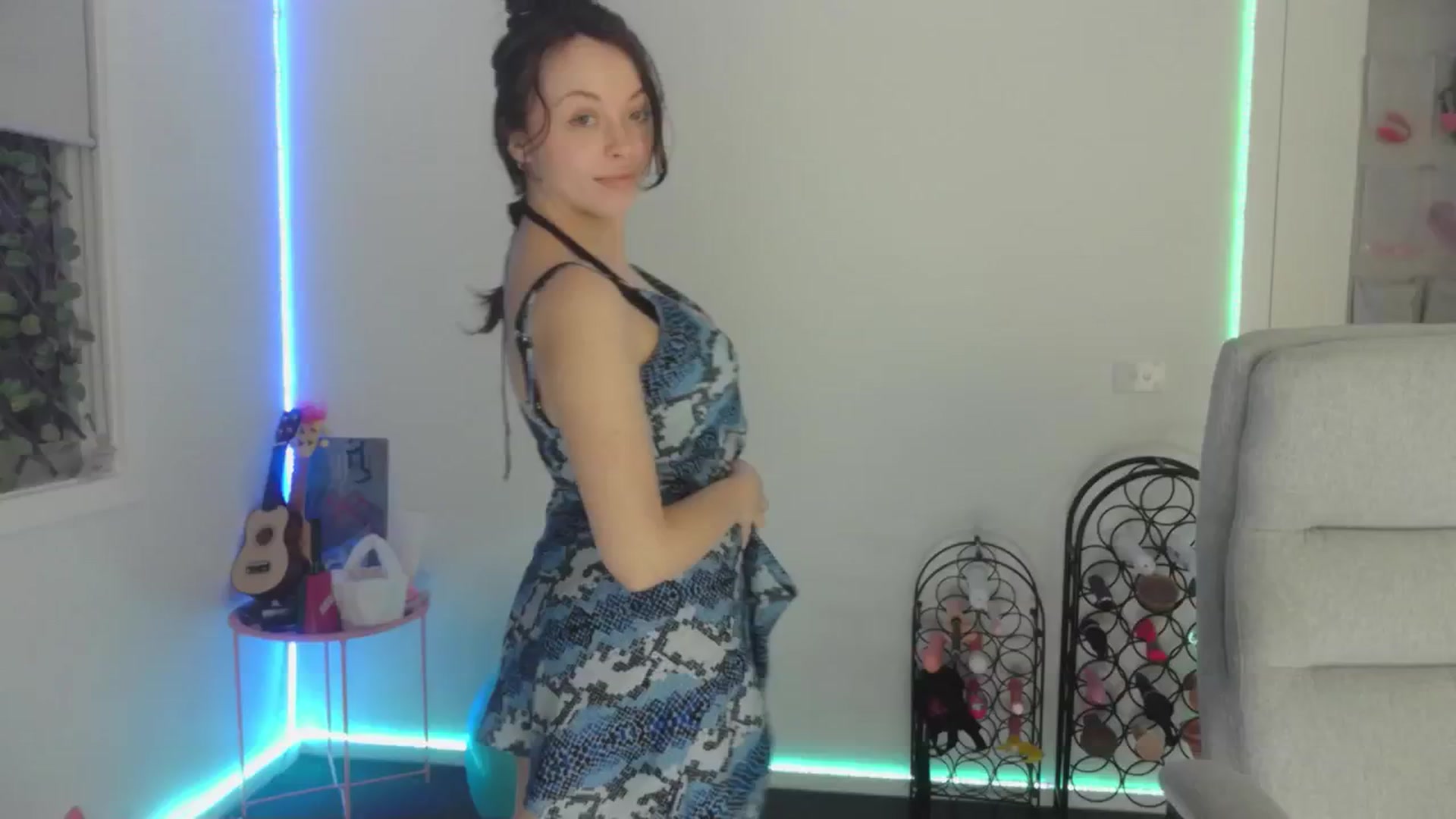 Gallery image thumbnail from MakiyahBelle's myfreecams stream on, 05/04/2024, 11:54 image 7 of 20