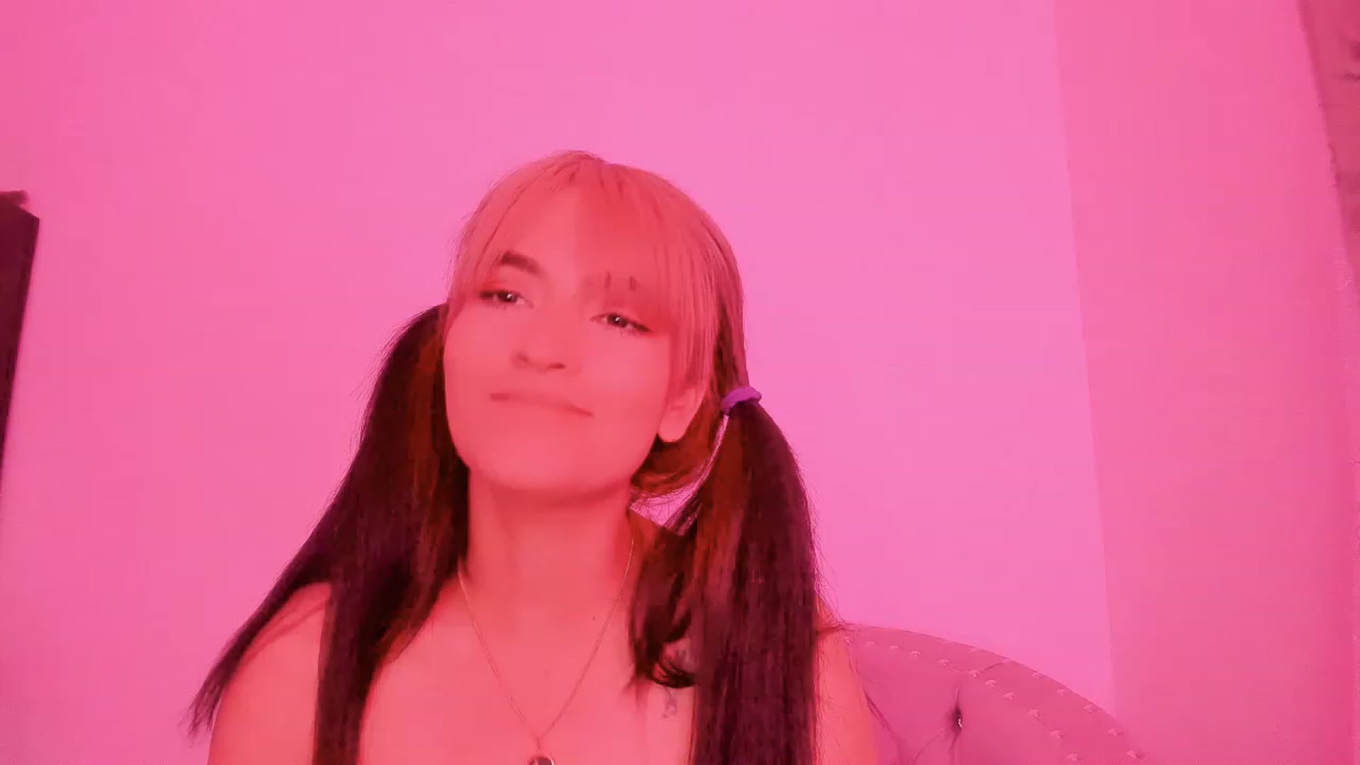 Gallery image thumbnail from Malice_sweet's myfreecams stream on, 03/19/2023, 09:54 image 7 of 20