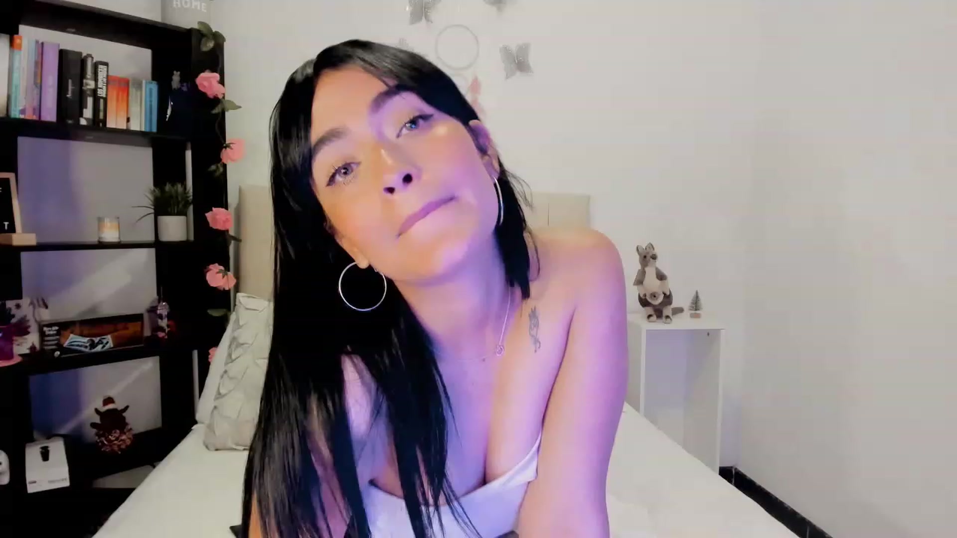 Gallery image thumbnail from Malice_sweet's myfreecams stream on, 05/12/2023, 07:31 image 1 of 20