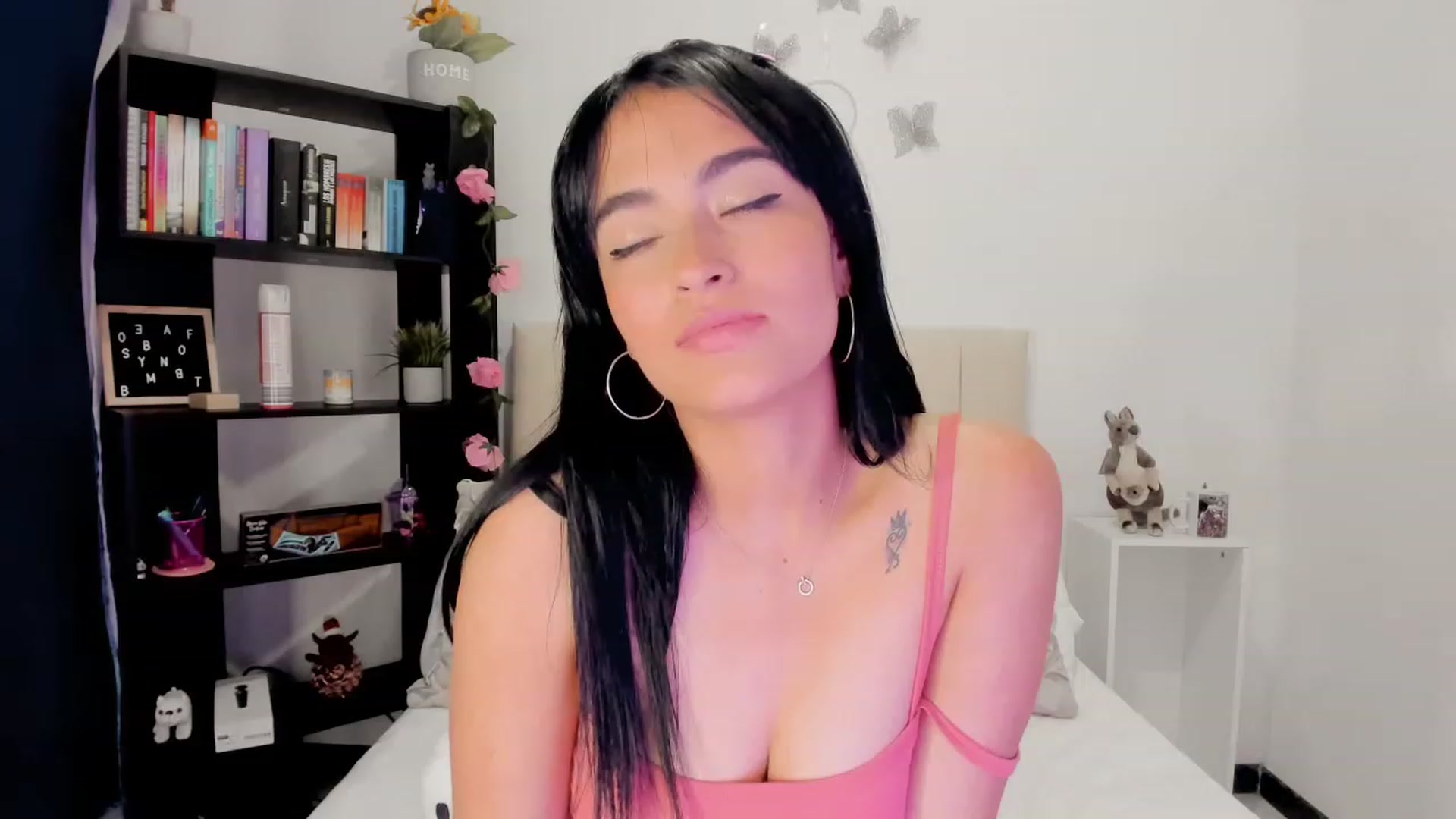 Gallery image thumbnail from Malice_sweet's myfreecams stream on, 05/13/2023, 06:52 image 14 of 20